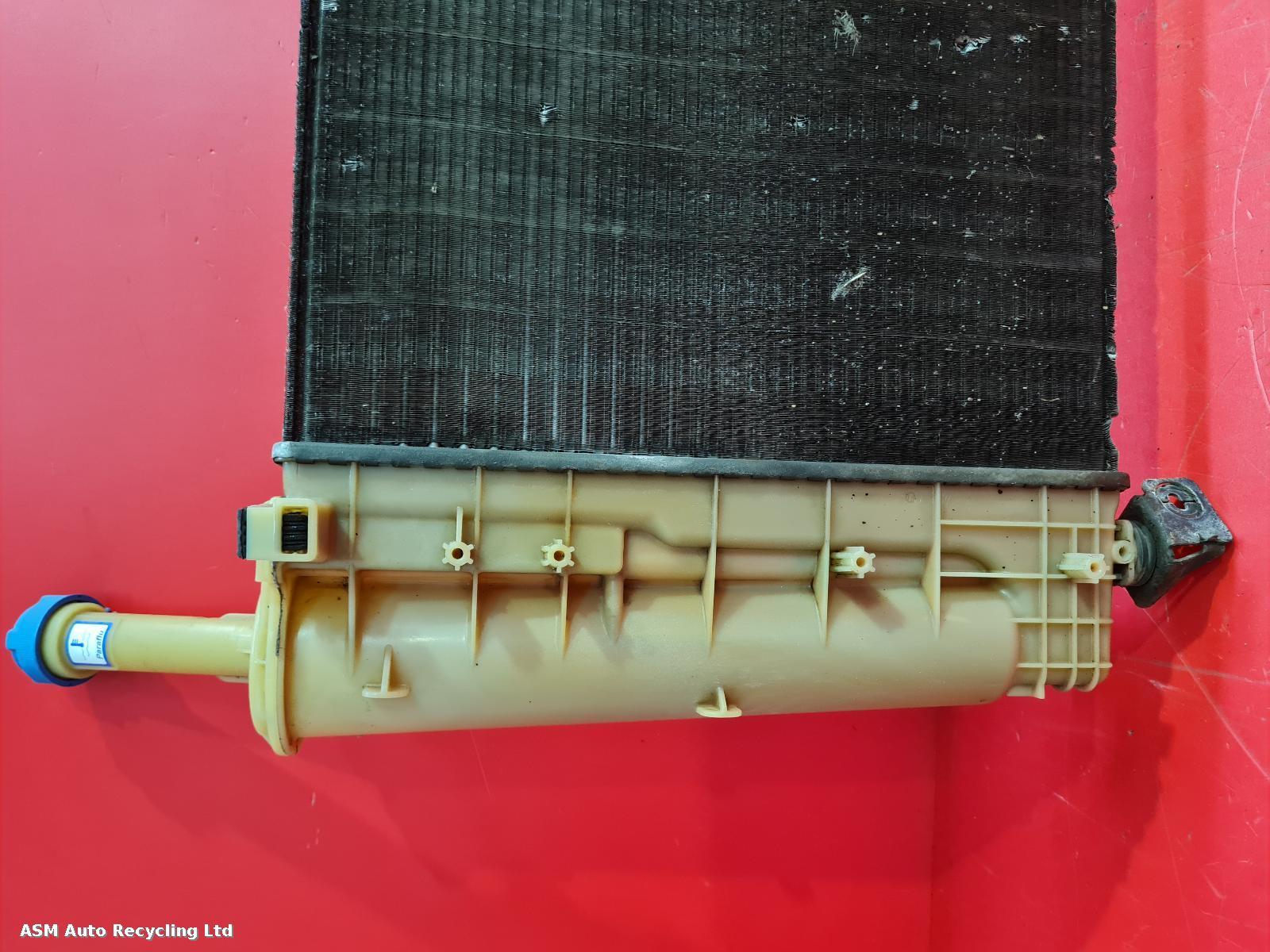 View Auto part Radiator Fiat 500 2014