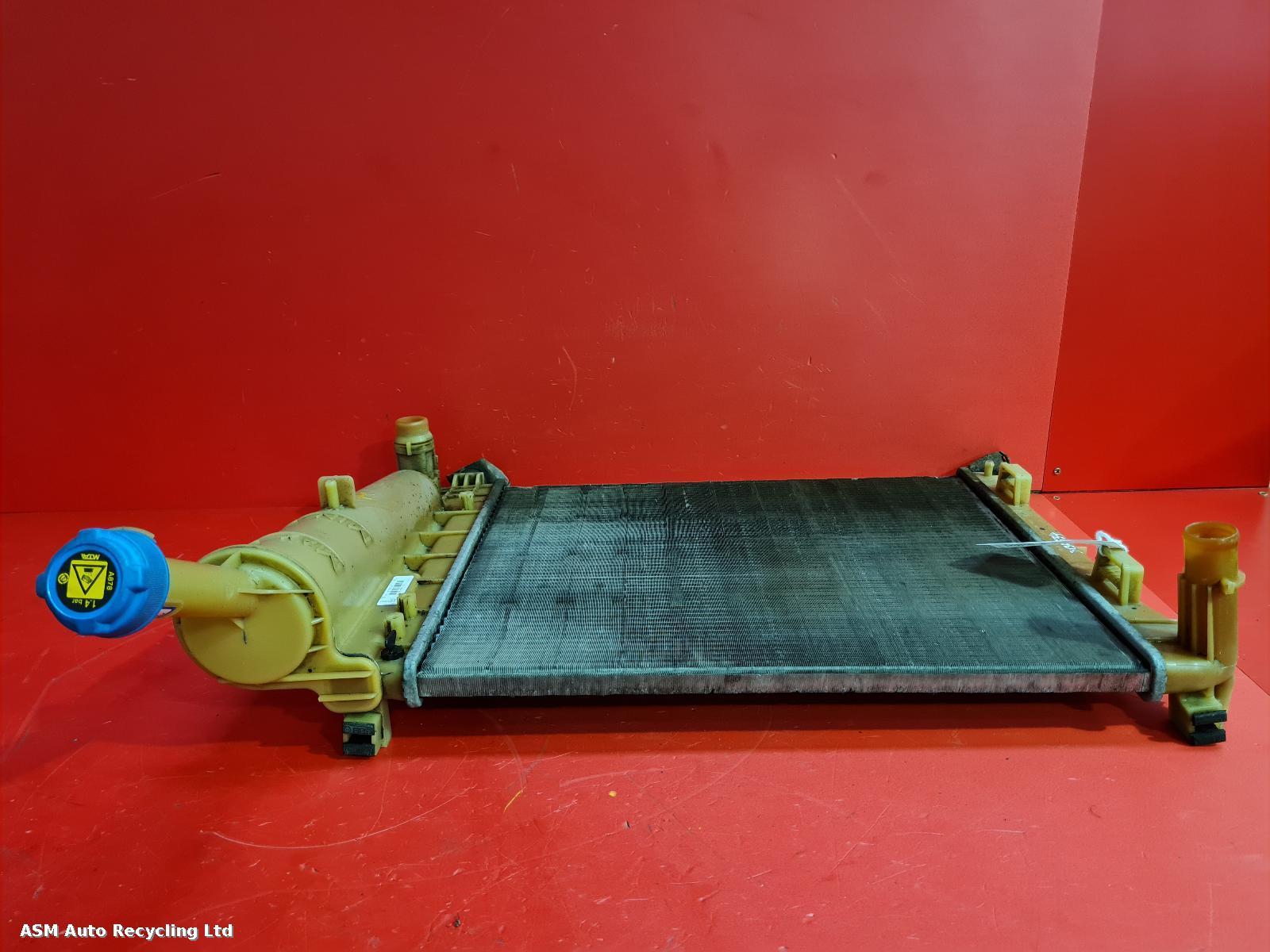 View Auto part Radiator Fiat 500 2014