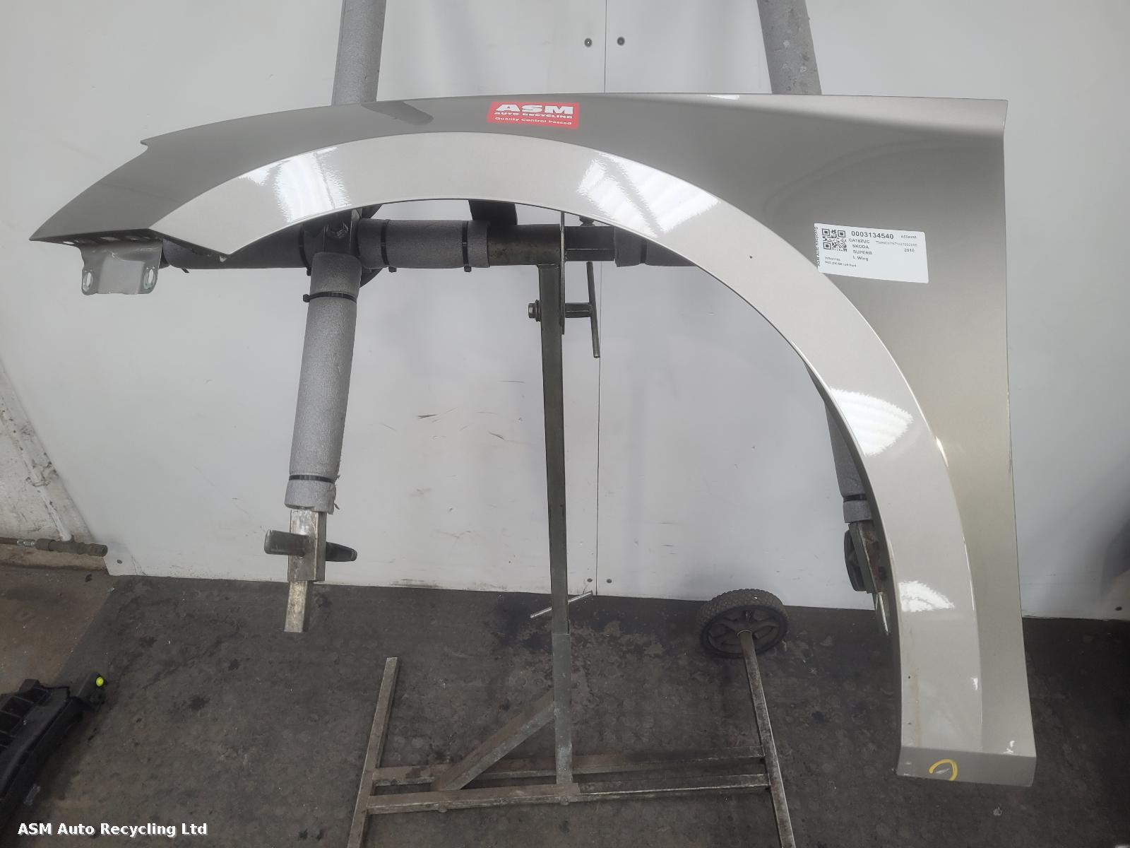 View Auto part L Wing Skoda Superb 2016
