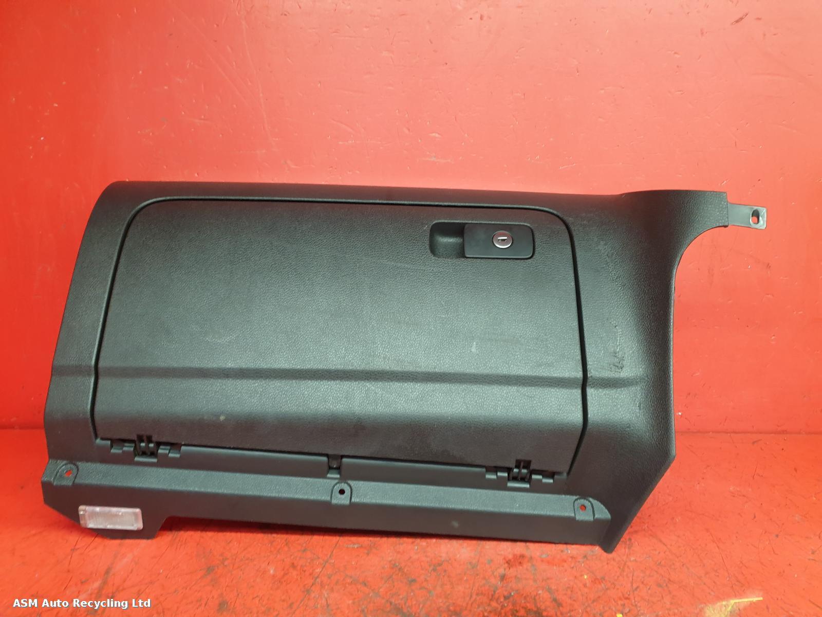 View Auto part Glove Box Volkswagen Golf 2009