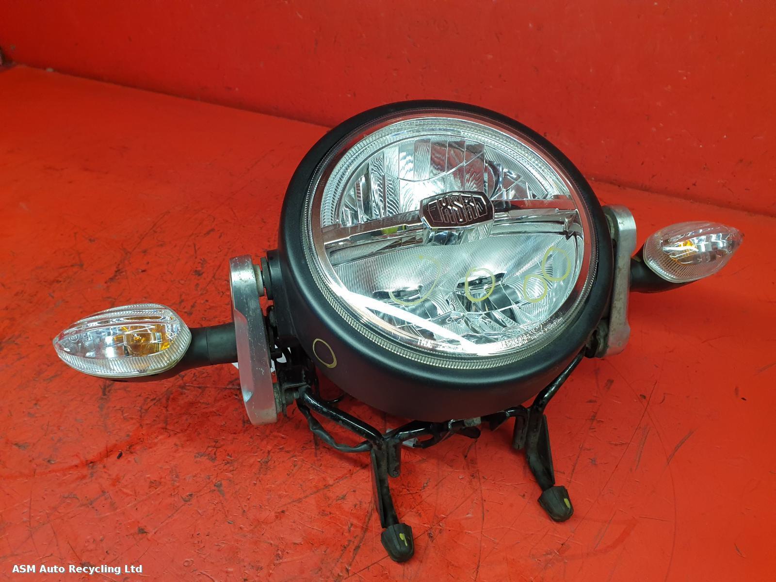 View Auto part Headlamp Yamaha Xsr125 2023