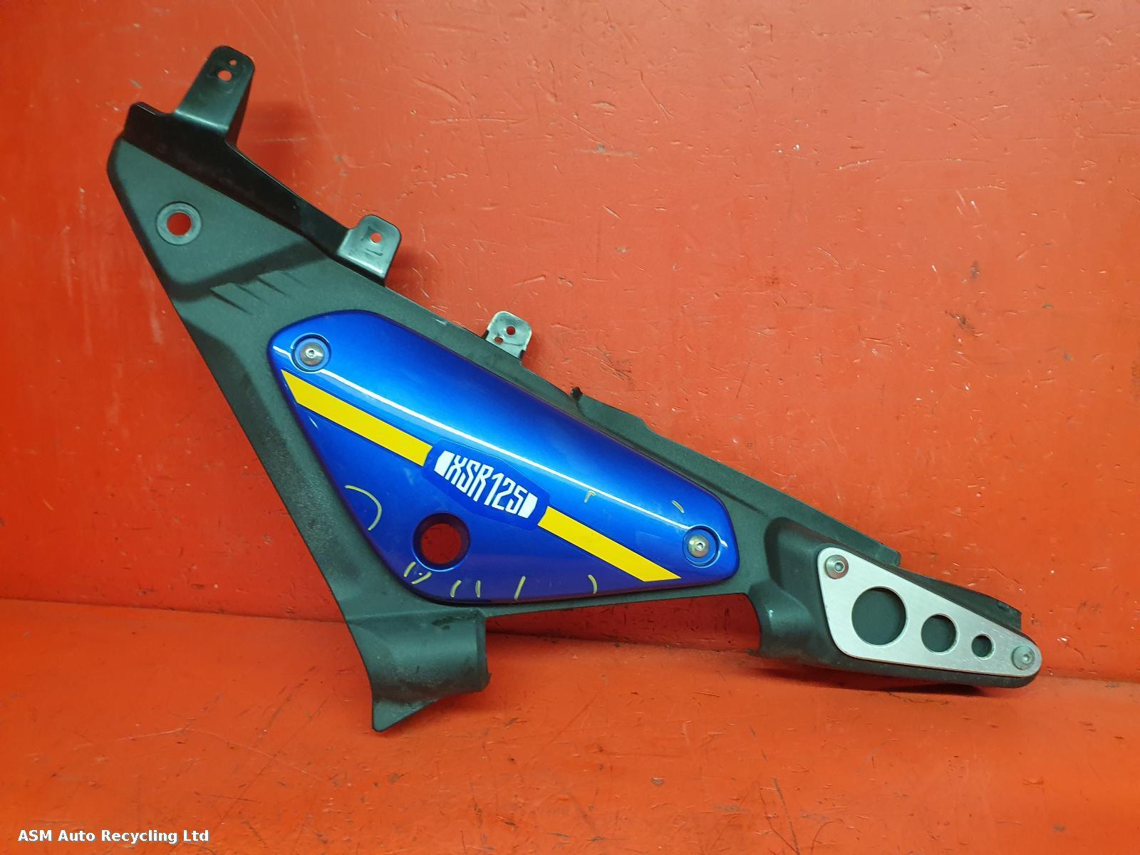View Auto part Side Panel Left Yamaha Xsr125 2023