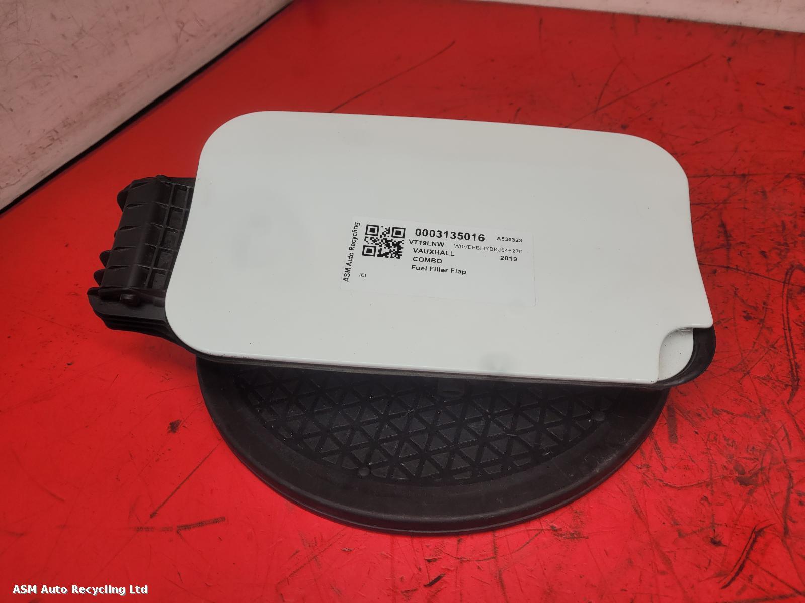 View Auto part Fuel Filler Flap Vauxhall Combo 2019