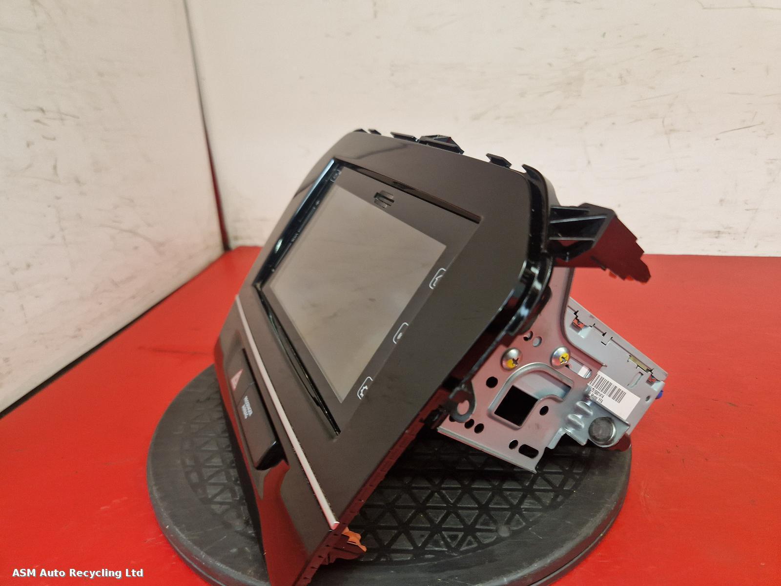 View Auto part Radio Display Suzuki Vitara 2021