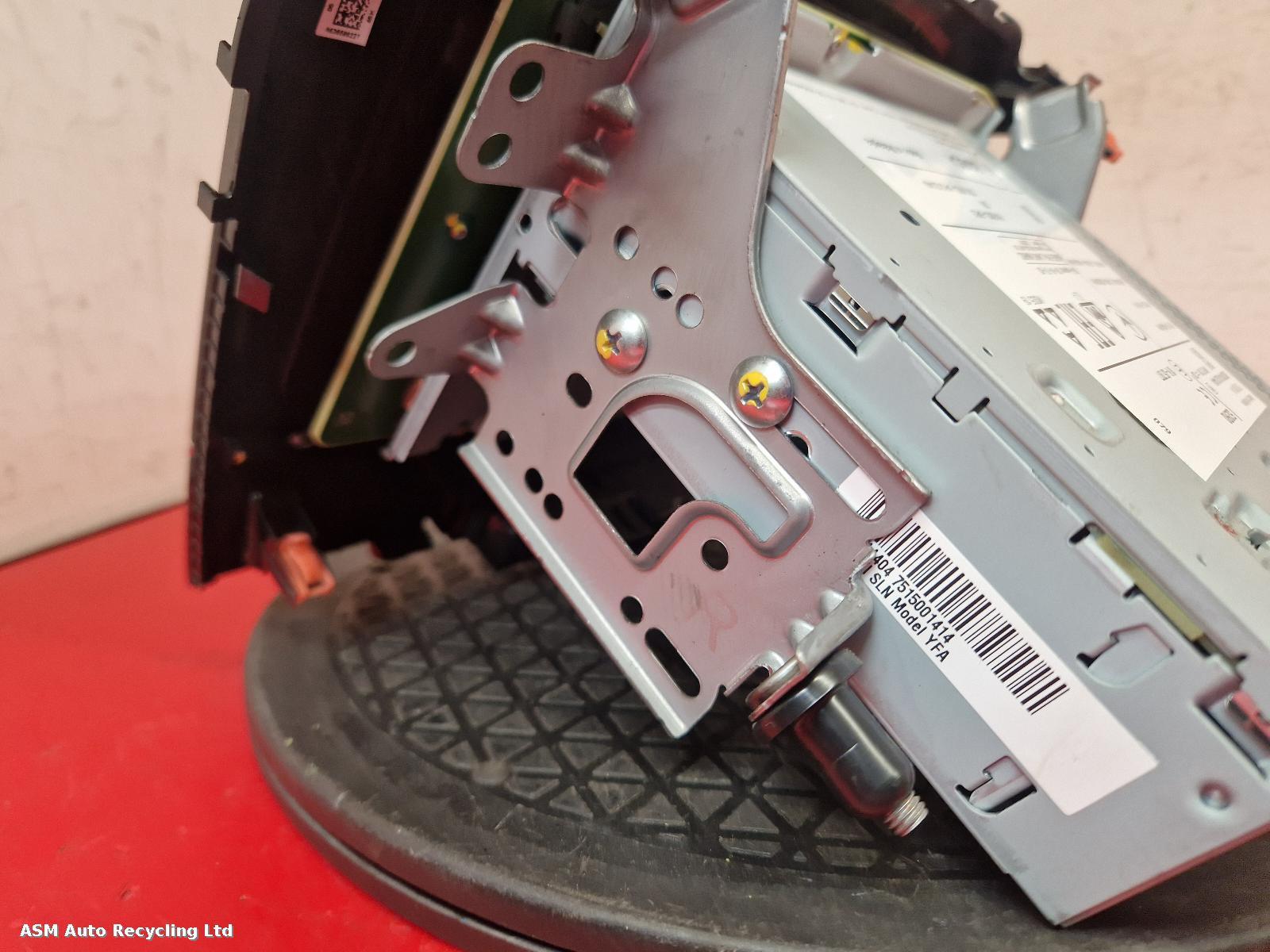 View Auto part Radio Display Suzuki Vitara 2021