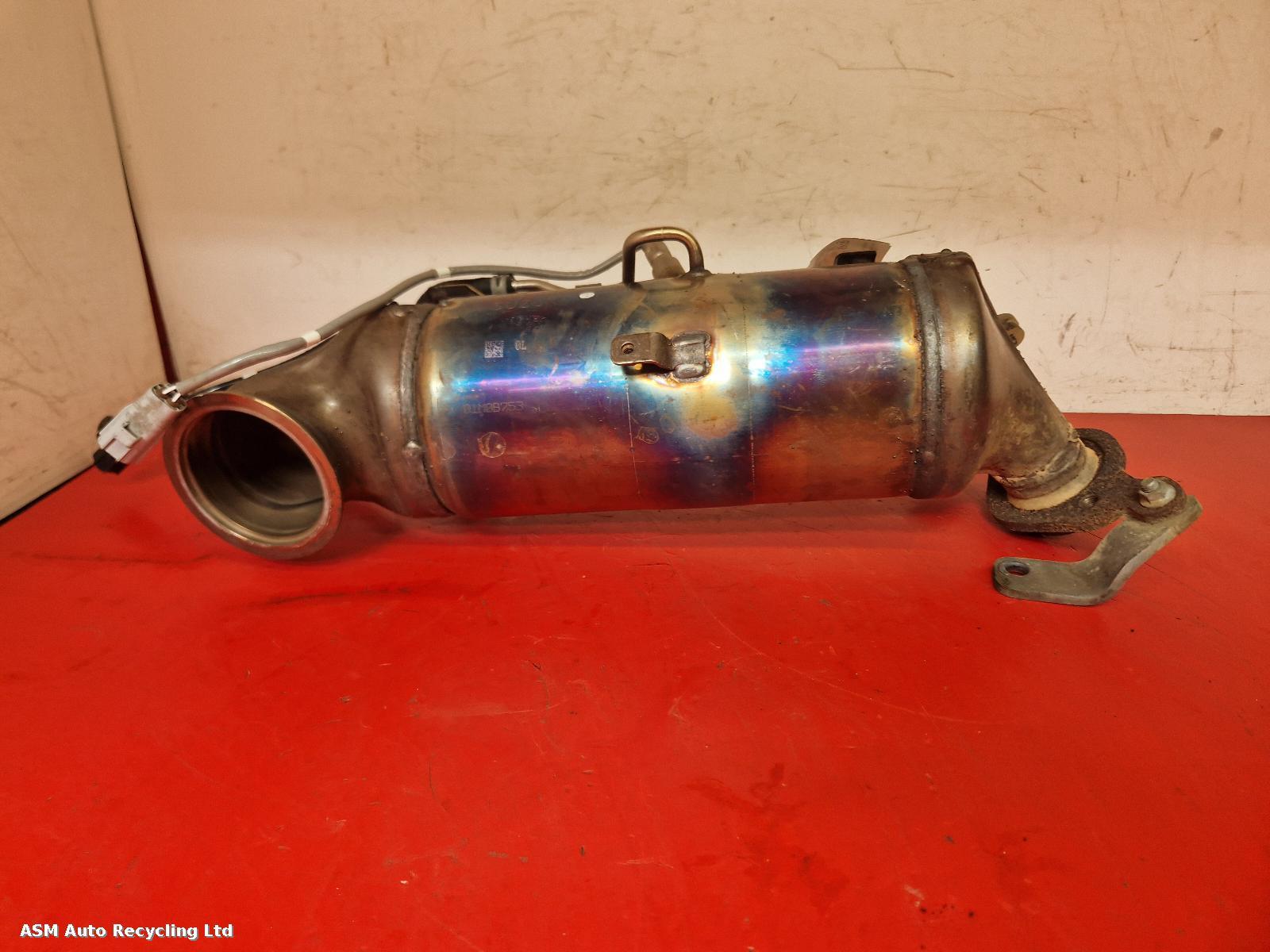 View Auto part Catalytic Converter Suzuki Vitara 2021