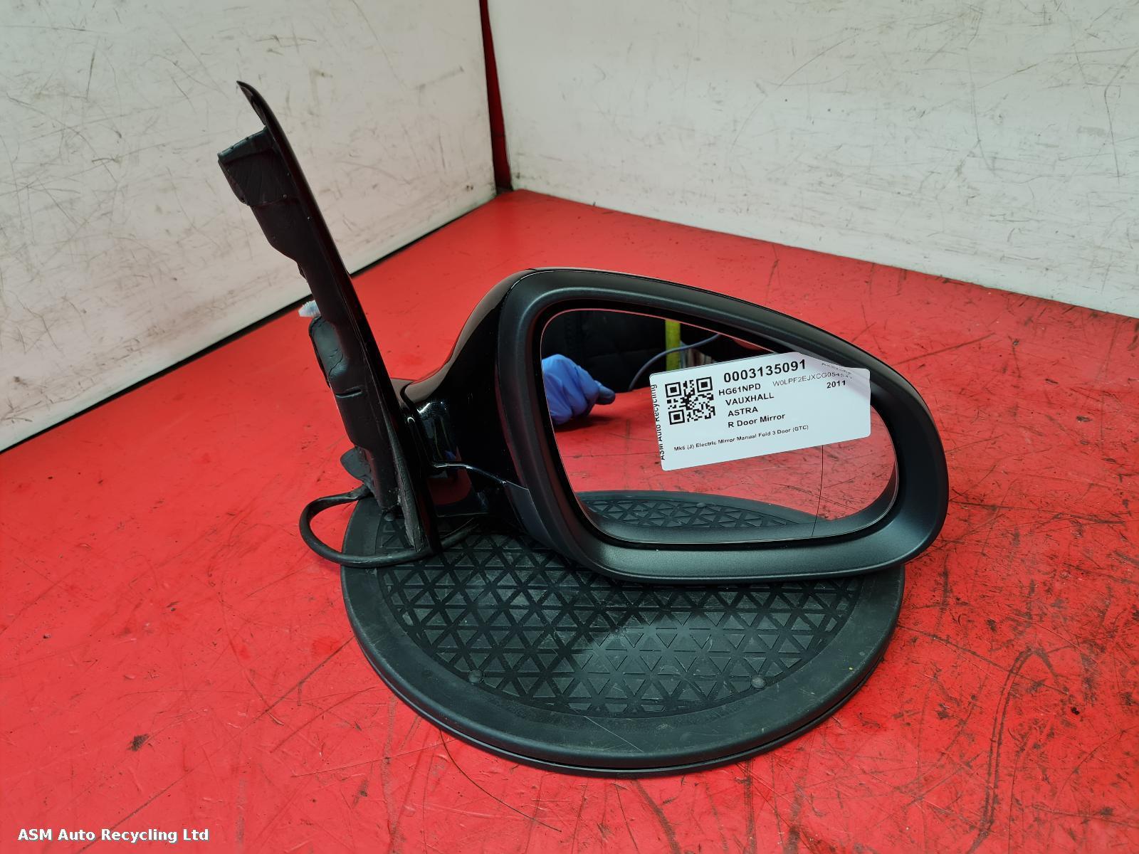 View Auto part R Door Mirror Vauxhall Astra 2011