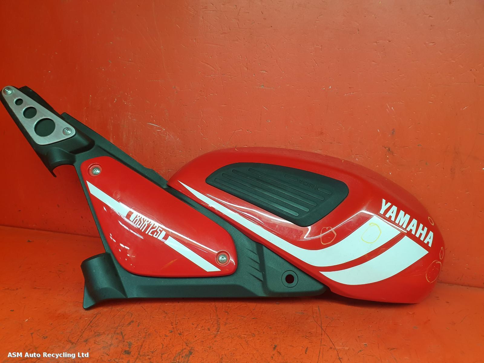 View Auto part Side Panel Right Yamaha Xsr125 2021