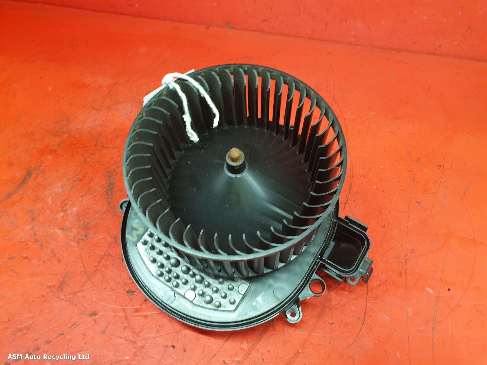 View Auto part Heater Motor/Assembly Bmw 3 Series 2018