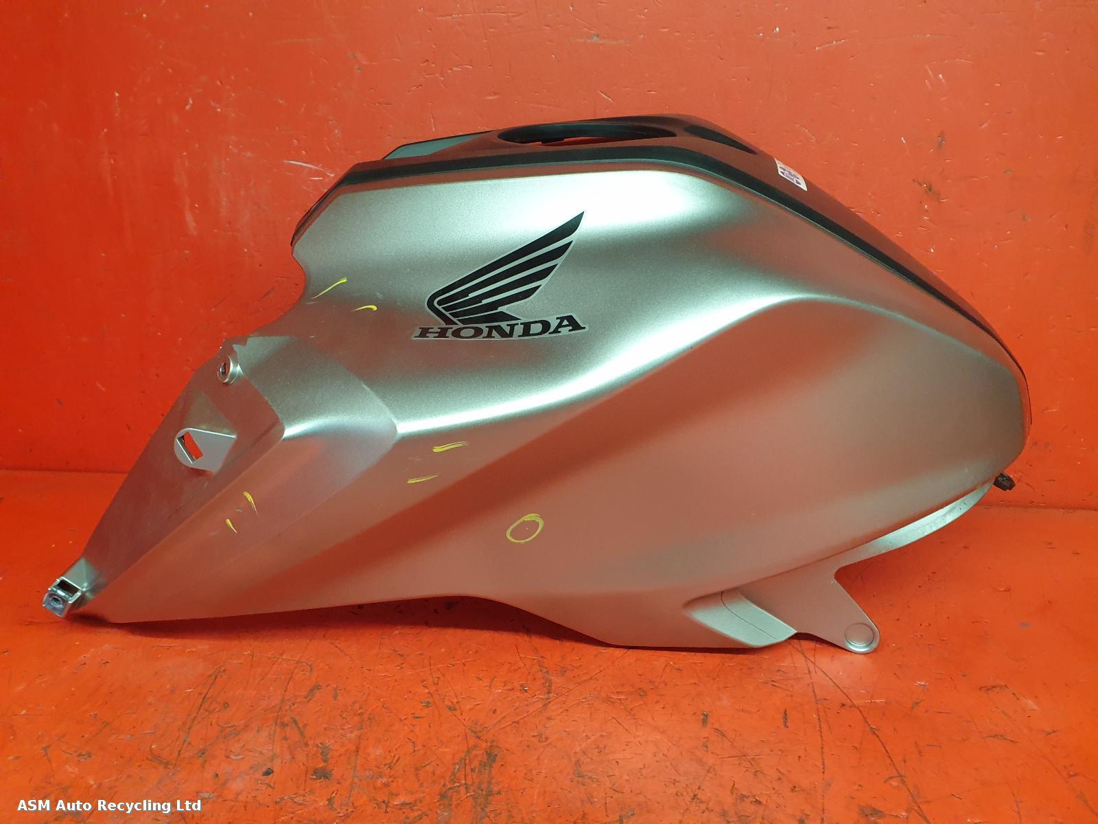 View Auto part Tank Trim Honda Cb125r 2023