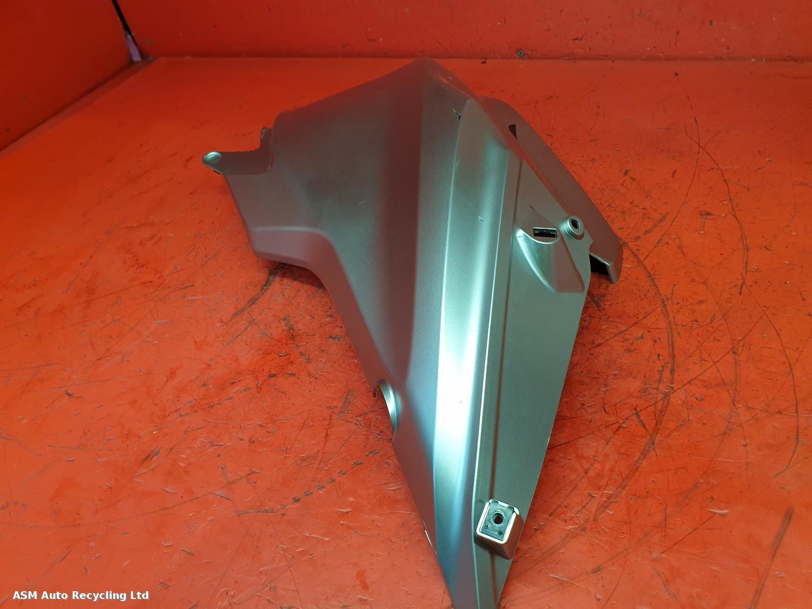 View Auto part Tank Trim Honda Cb125r 2023