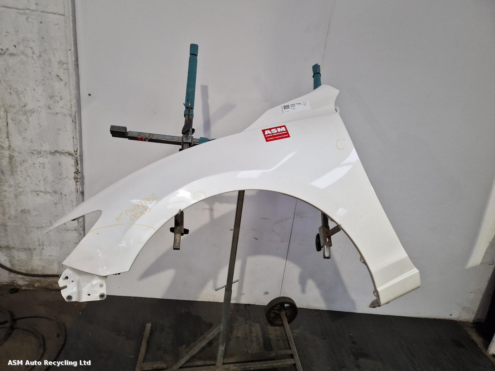 View Auto part L Wing Mazda 6  2014