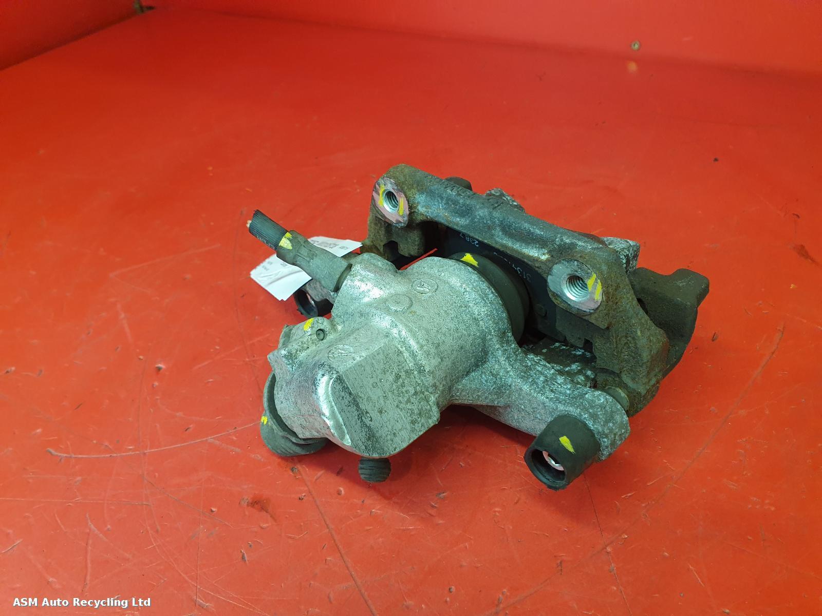 View Auto part Caliper Volvo V40 2018