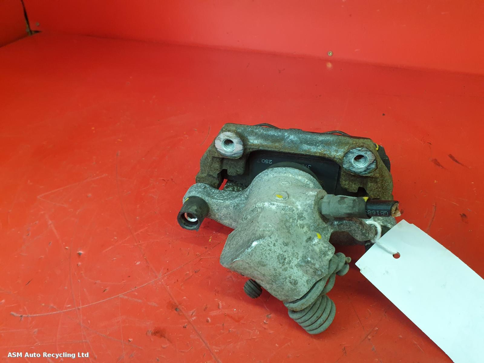 View Auto part Caliper Volvo V40 2018