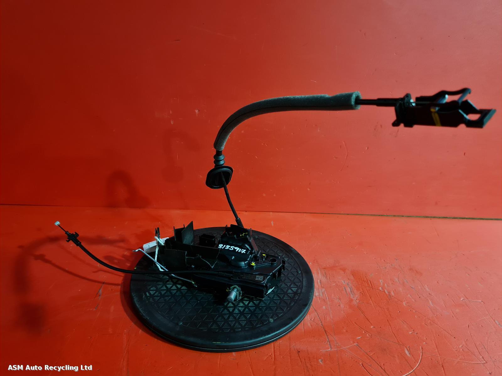 View Auto part Door Lock Assembly Ford Fiesta 2021