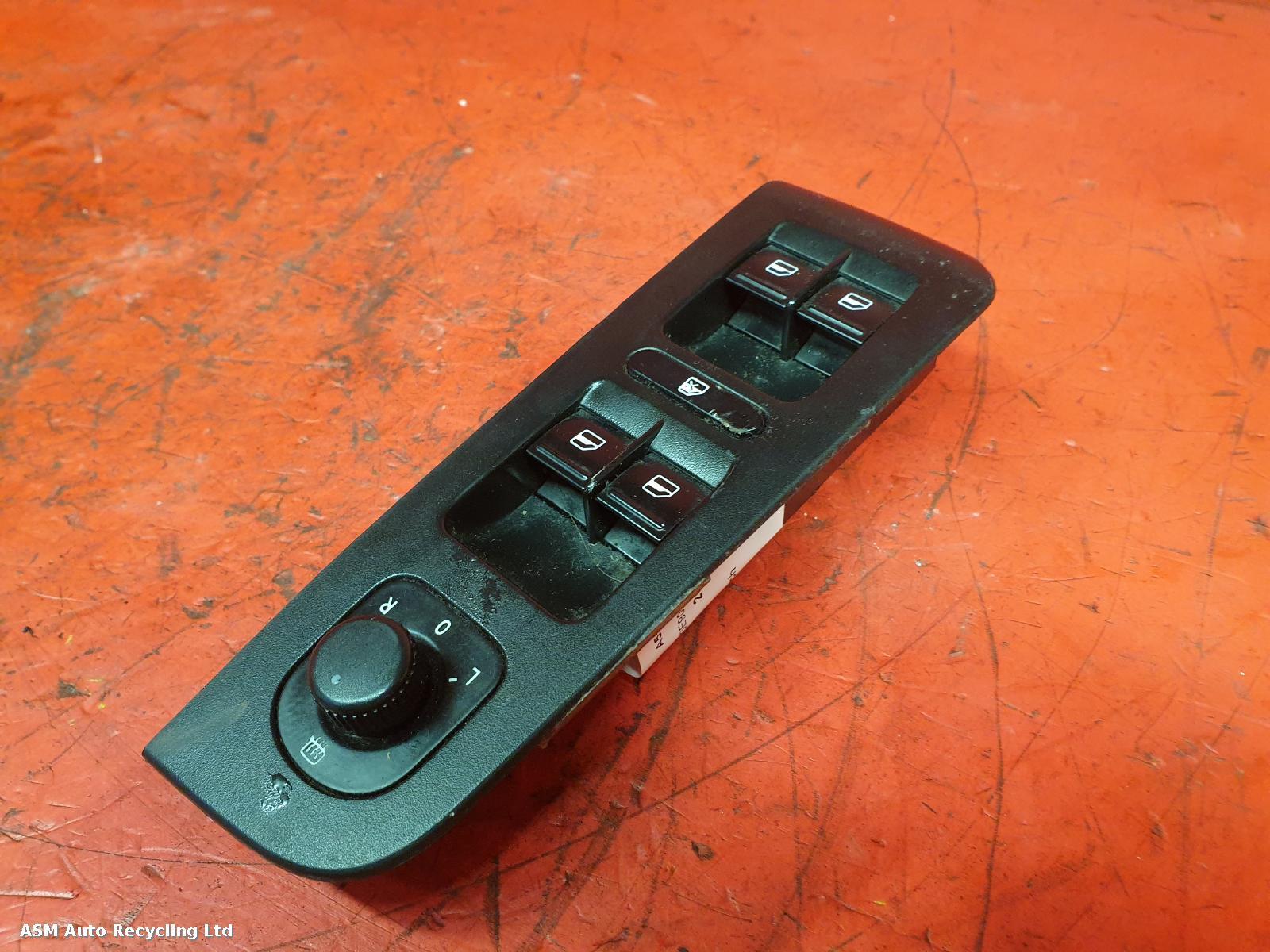 View Auto part Elect. Window Switch Skoda Superb 2013