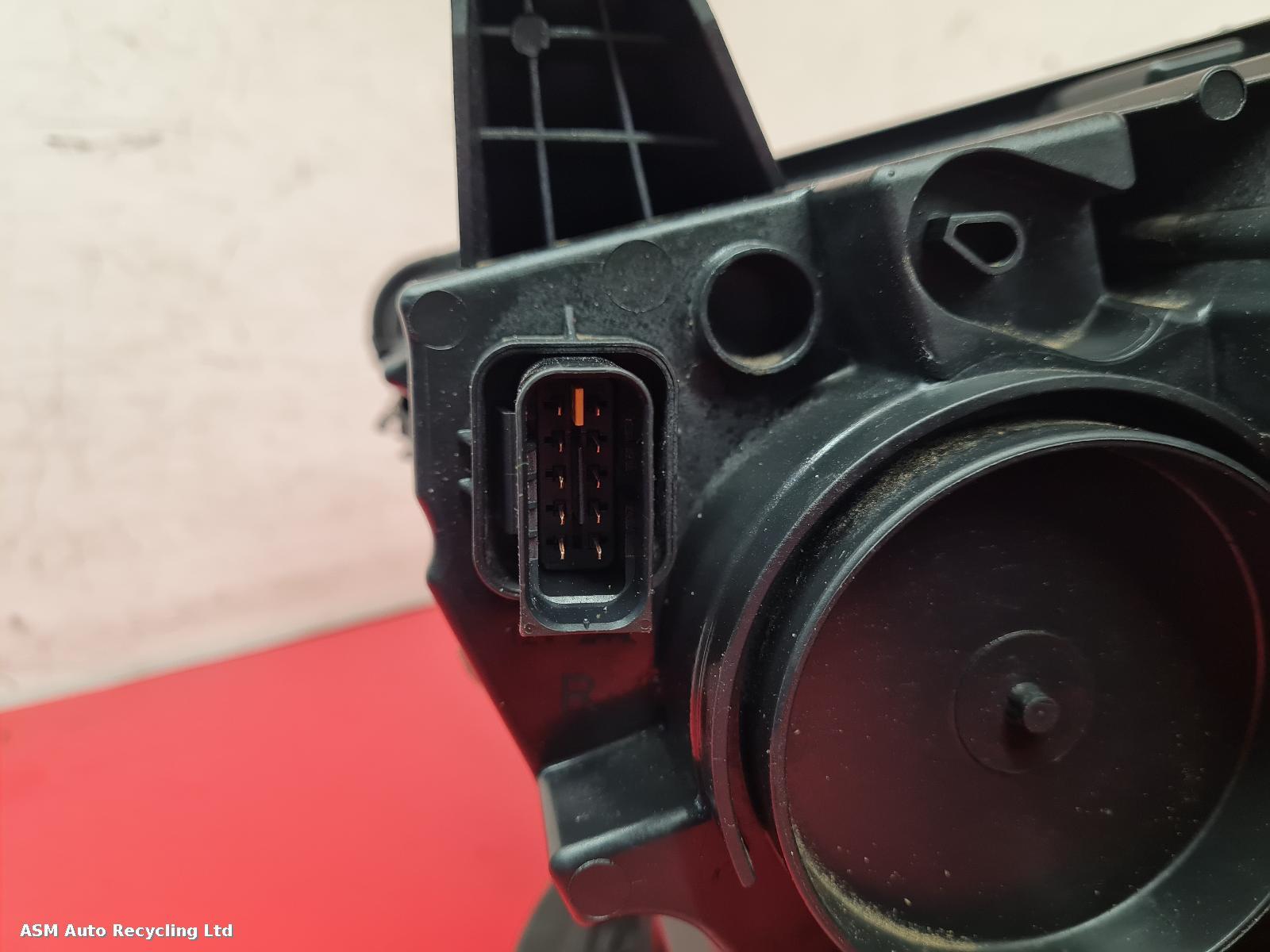 View Auto part R Headlamp Vauxhall Grandland X 2021