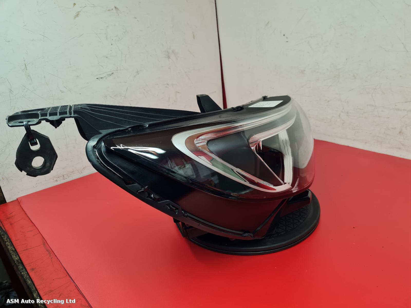 View Auto part R Headlamp Vauxhall Grandland X 2021