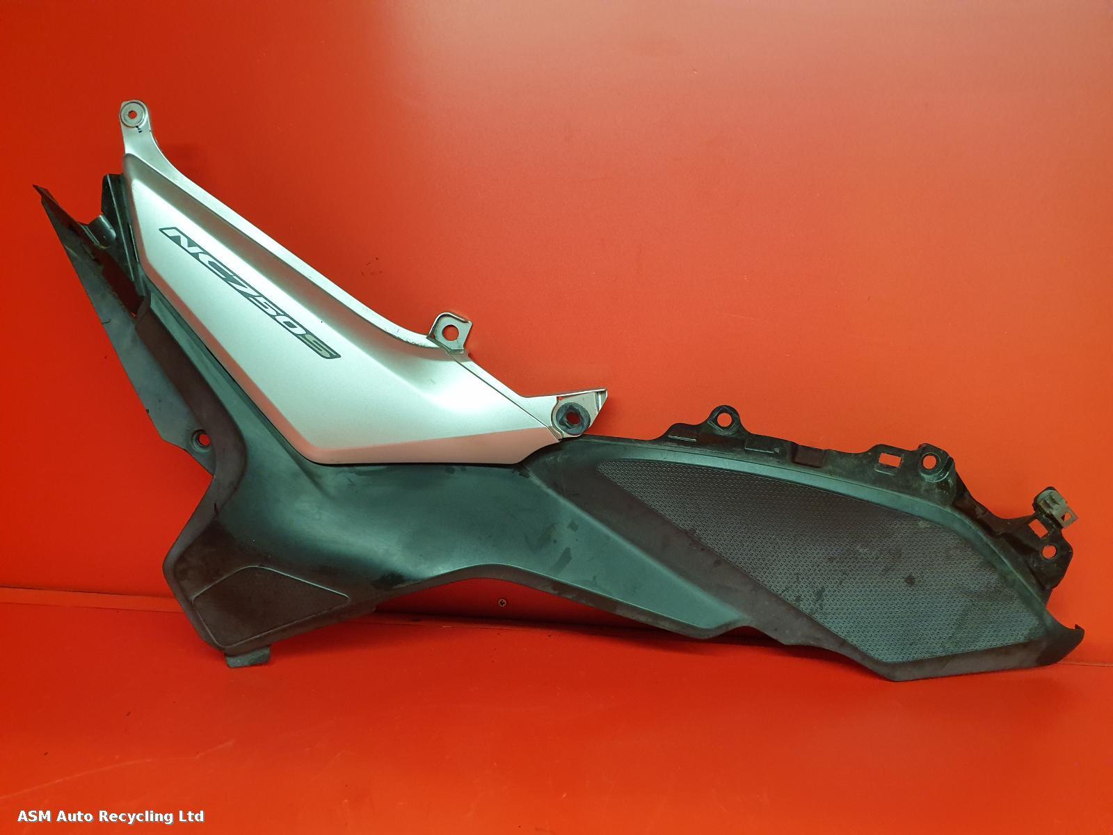 View Auto part Side Panel Right Honda Nc 750 2016