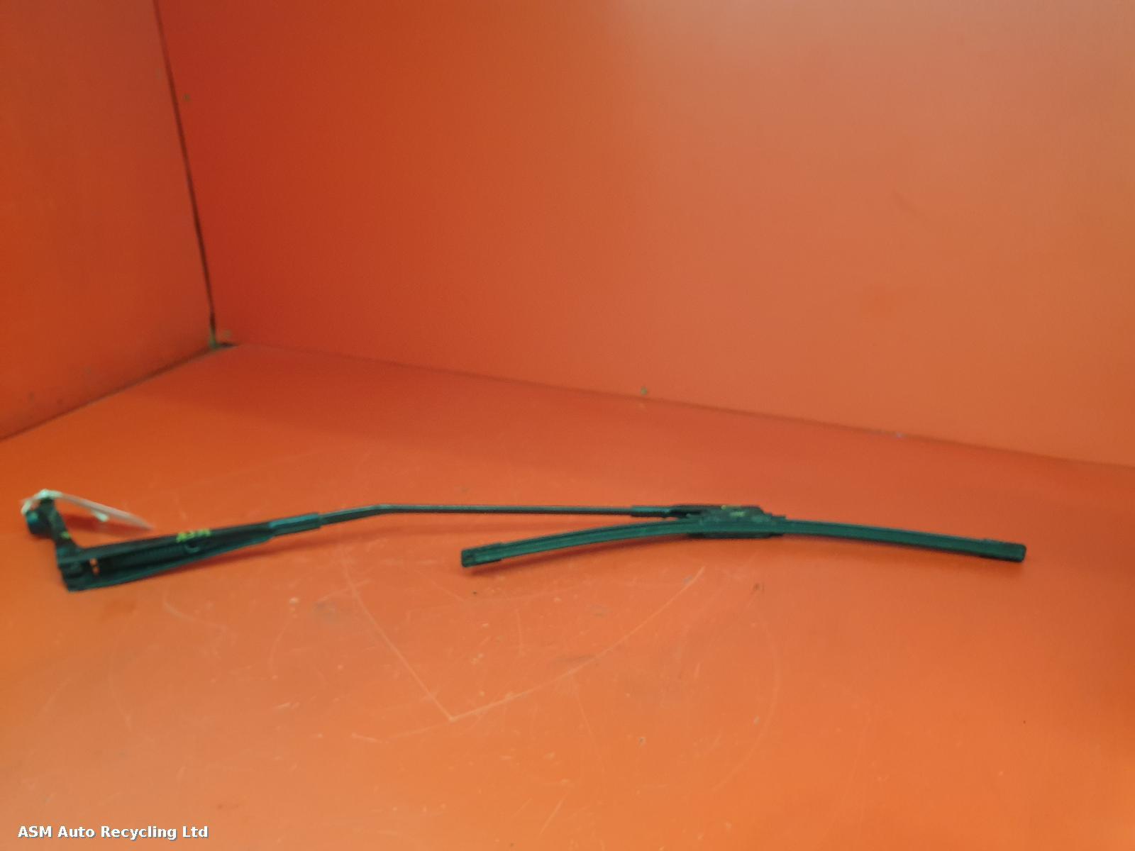 View Auto part Wiper Arm Audi Q2 2020