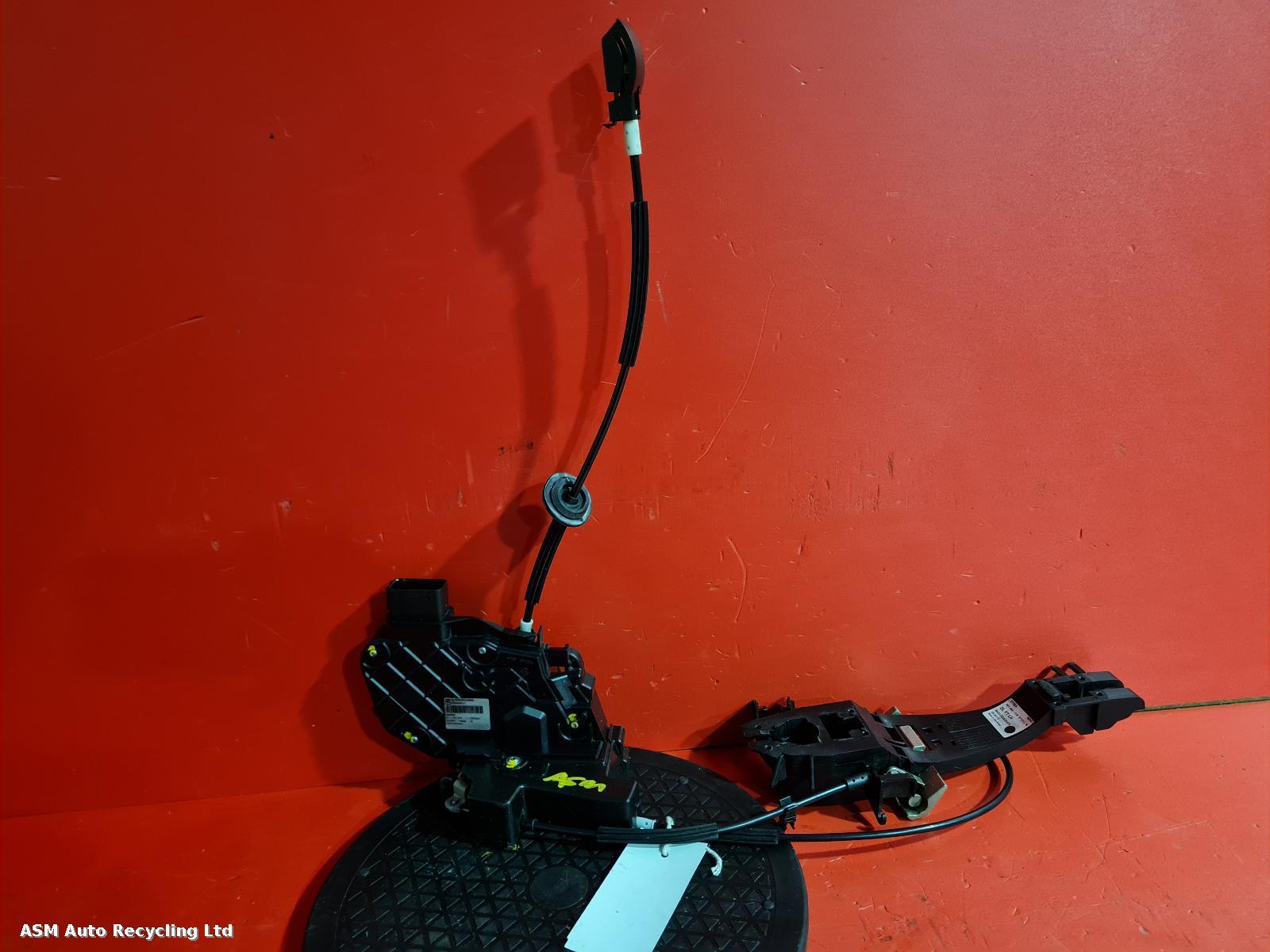 View Auto part Door Lock Assembly Land Rover Range Rover Sport 2008