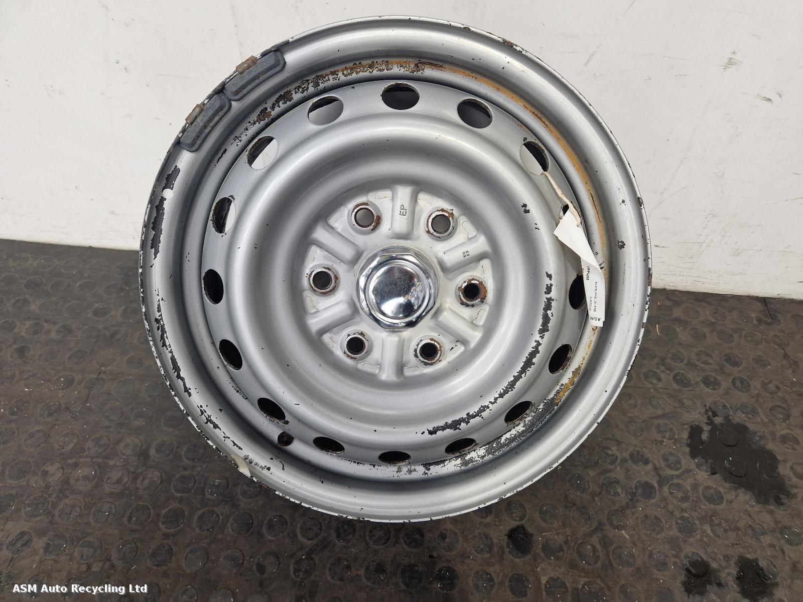 View Auto part Wheel Mitsubishi L200 2015