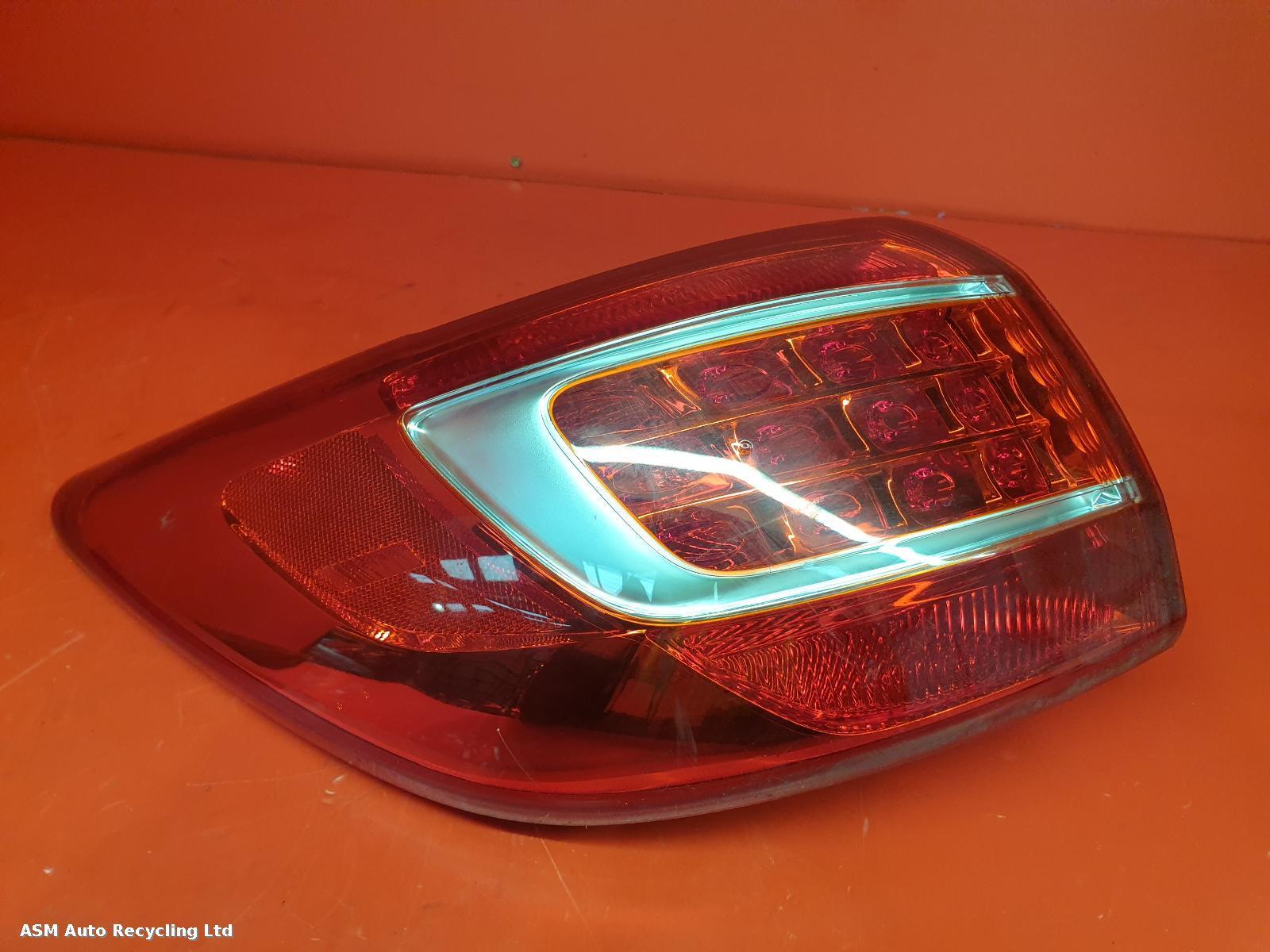 View Auto part L Taillight Kia Sportage 2011