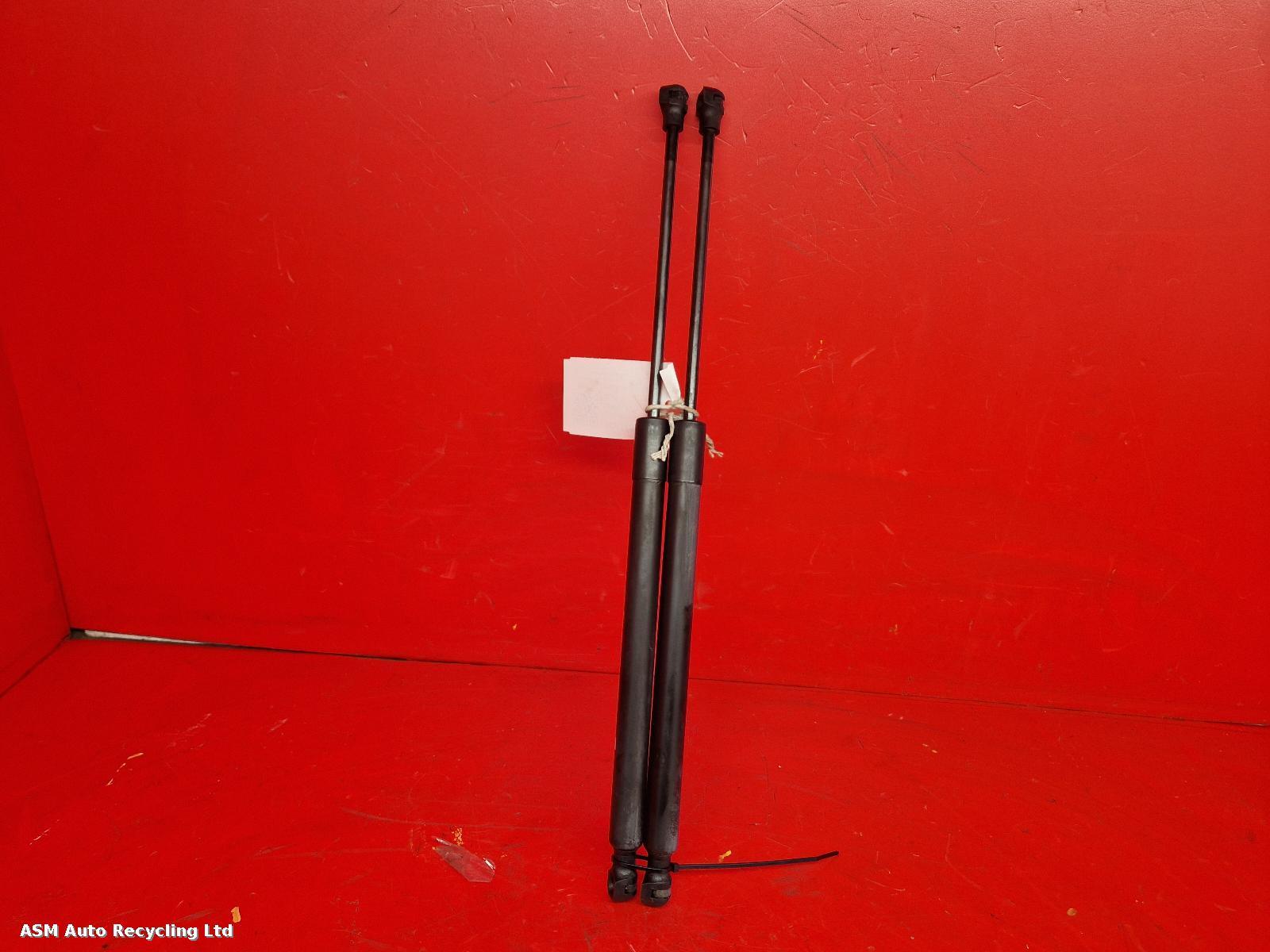 View Auto part Hatch Strut/Shock Renault Clio 2014