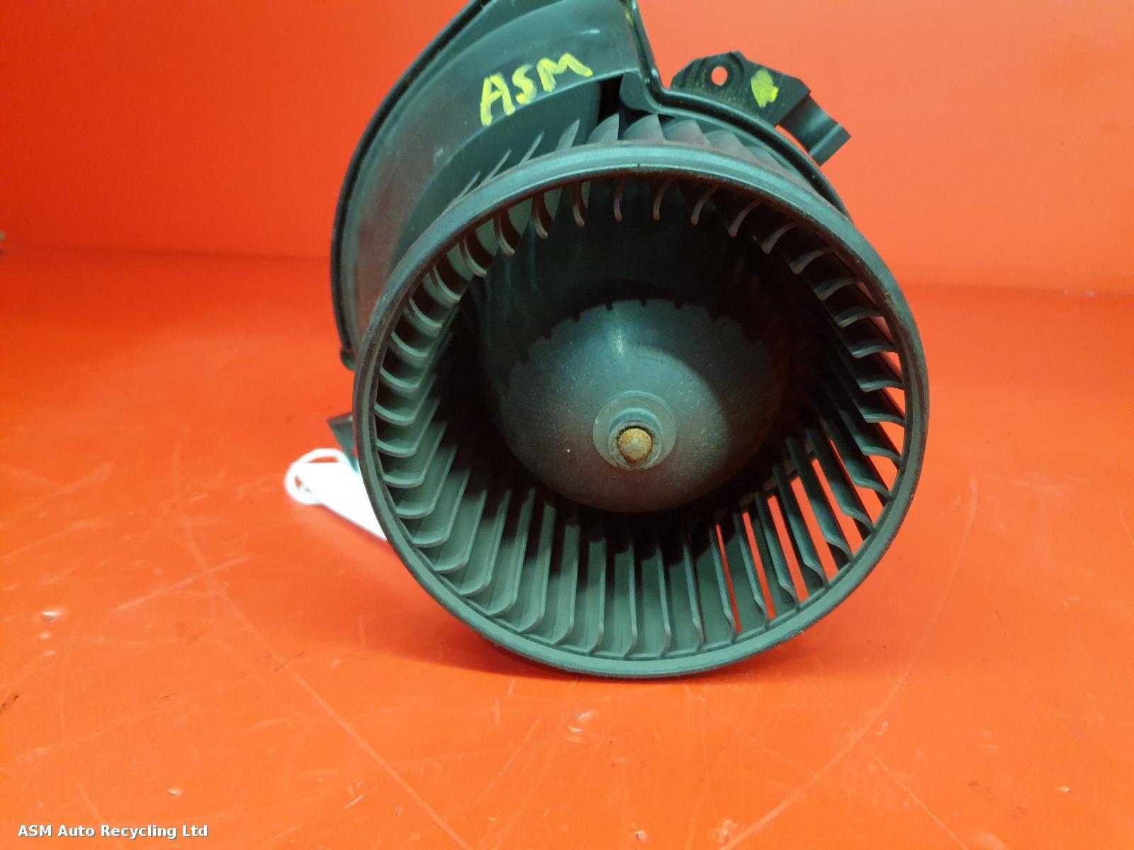 View Auto part Heater Motor/Assembly Vauxhall Corsa 2011
