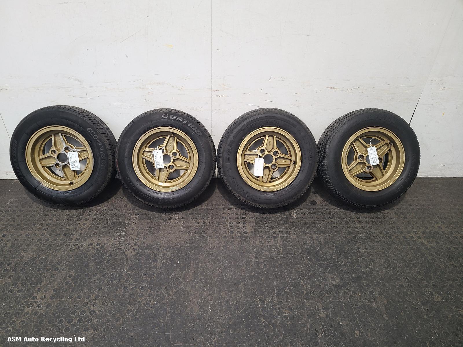View Auto part Wheel Set Ford Capri 1982