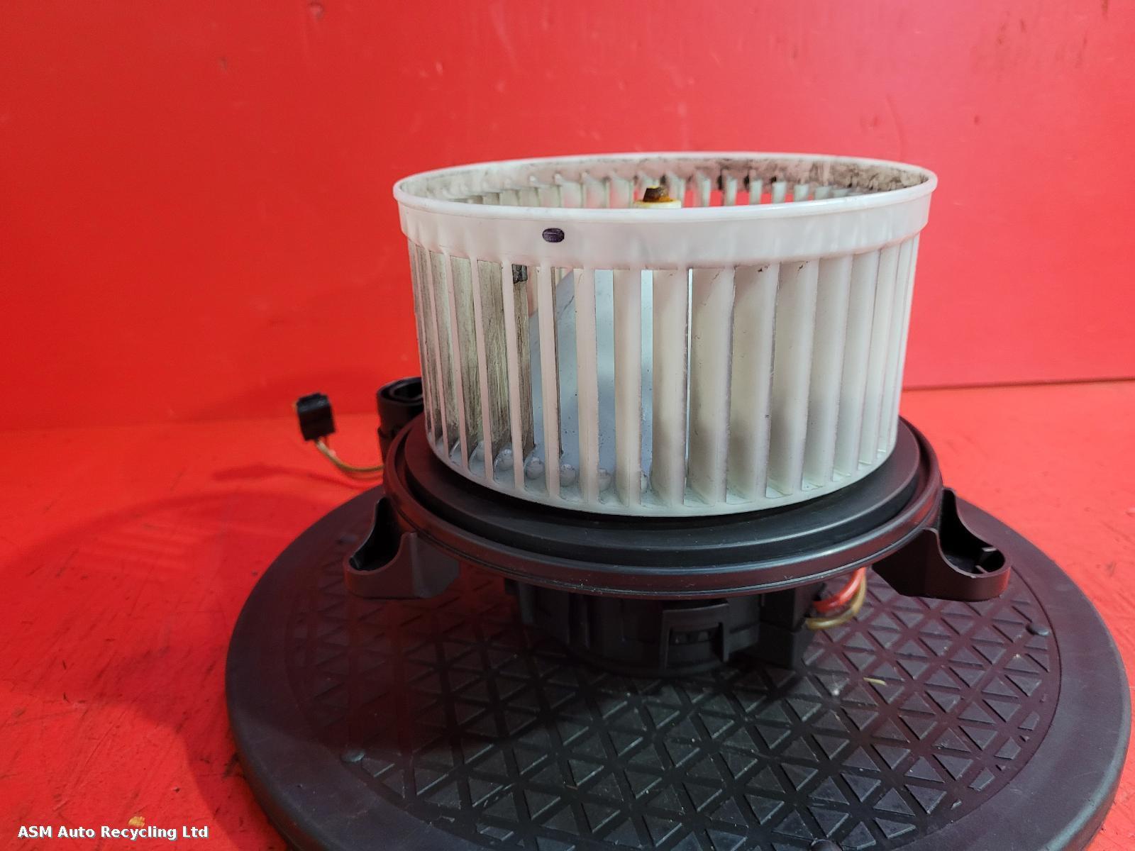 View Auto part Heater Motor/Assembly Mercedes A Class 2021