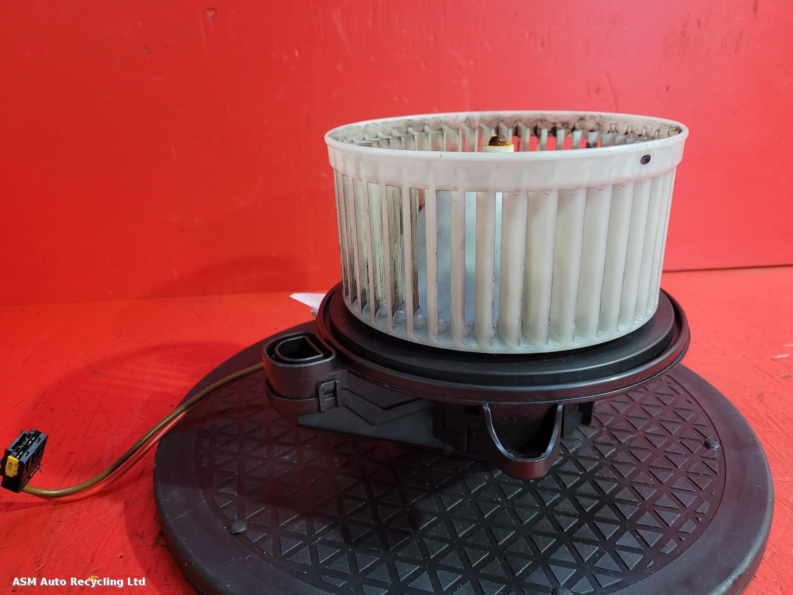 View Auto part Heater Motor/Assembly Mercedes A Class 2021