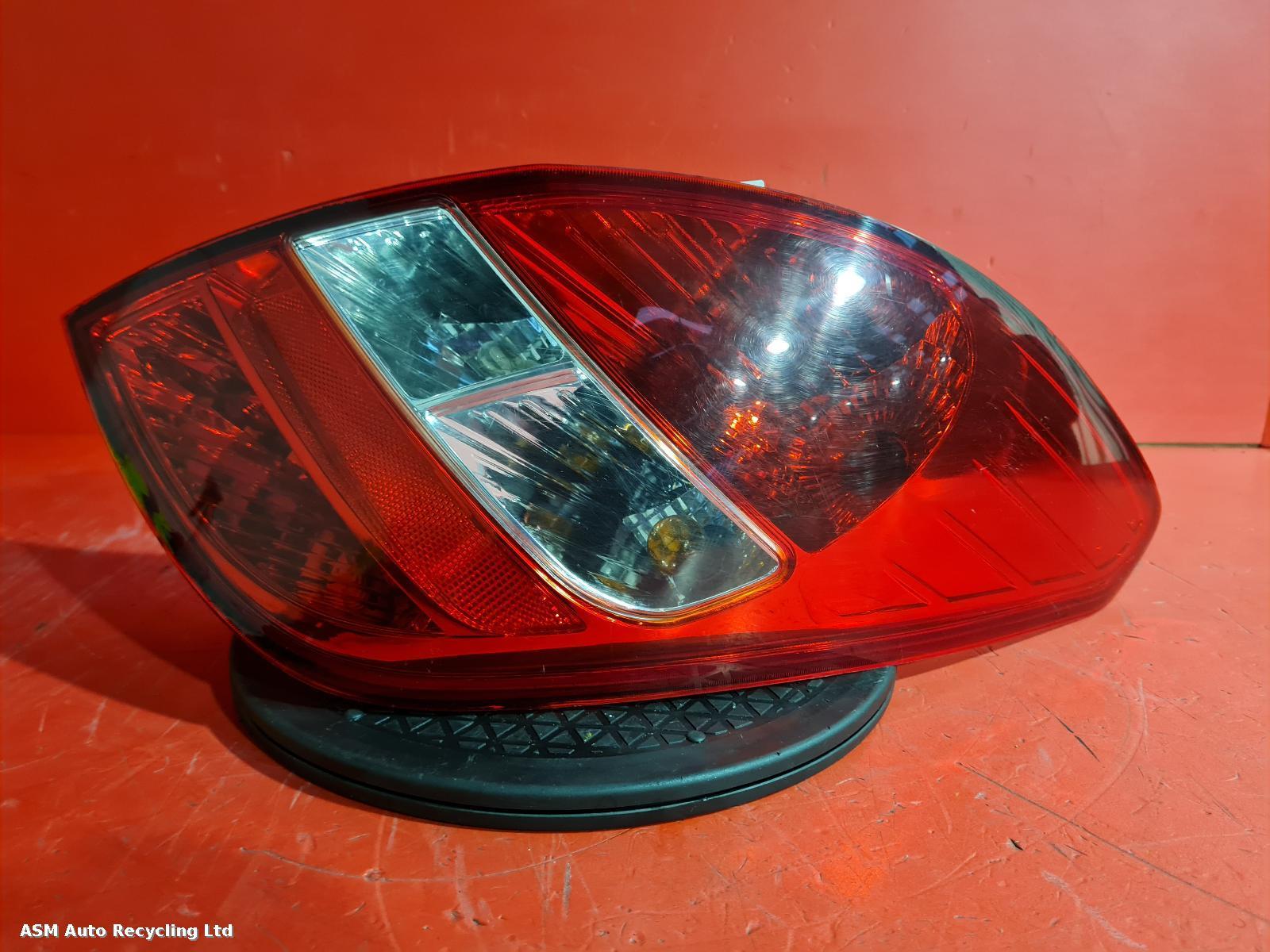 View Auto part R Taillight Hyundai I20 2011