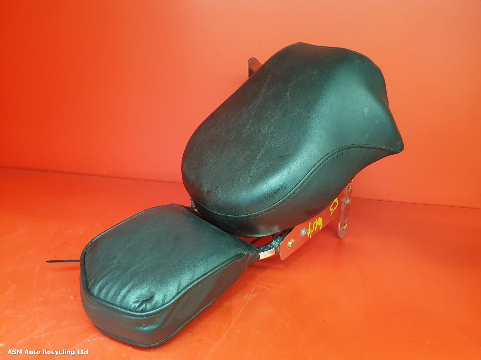 View Auto part 2nd Seat (Rear Seat) Harley Davidson Xlh 883 2006