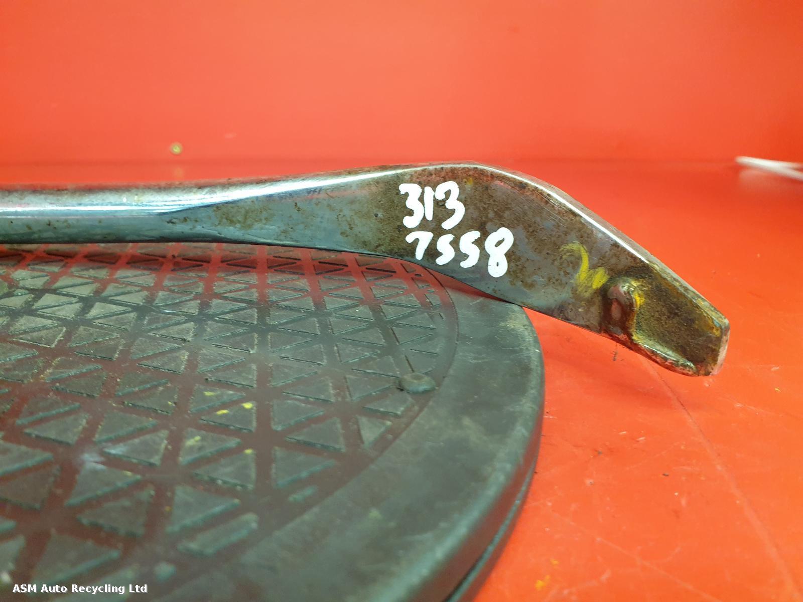 View Auto part Side/Centre Stand Harley Davidson Xlh 883 2006