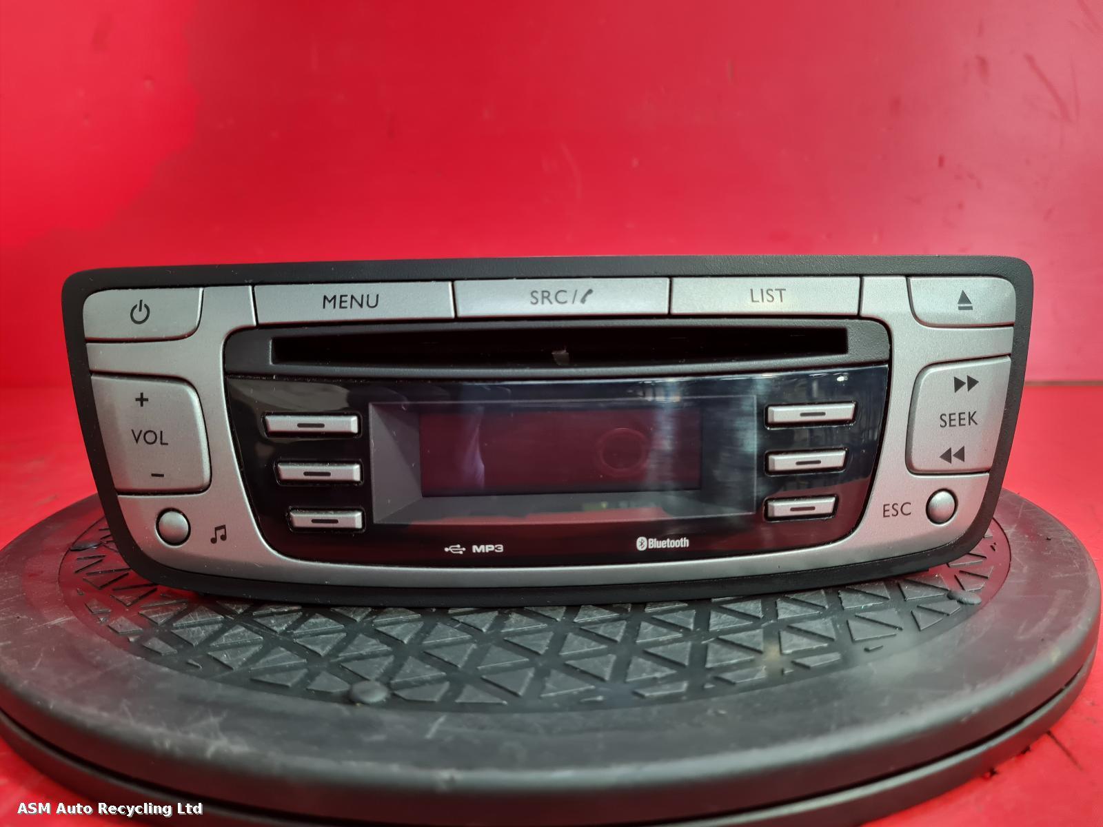 View Auto part A/V Equipment Toyota Aygo 2013