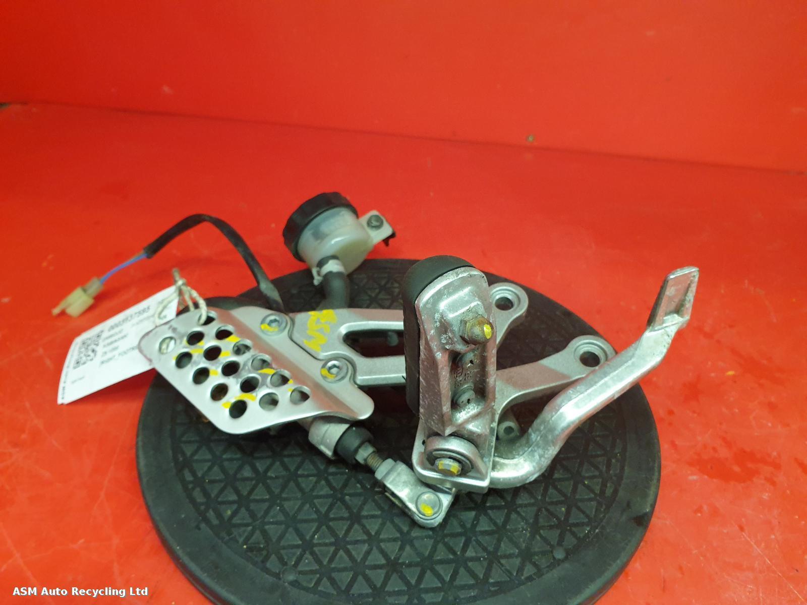 View Auto part Right Footrest Kawasaki Zx 1200 2006