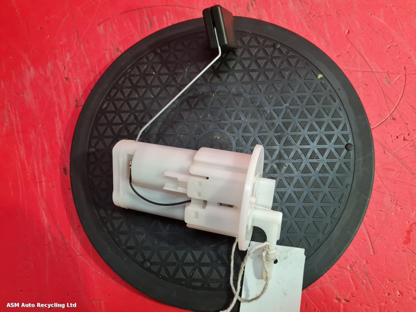 View Auto part Fuel Pump Yamaha Tracer 700 2018