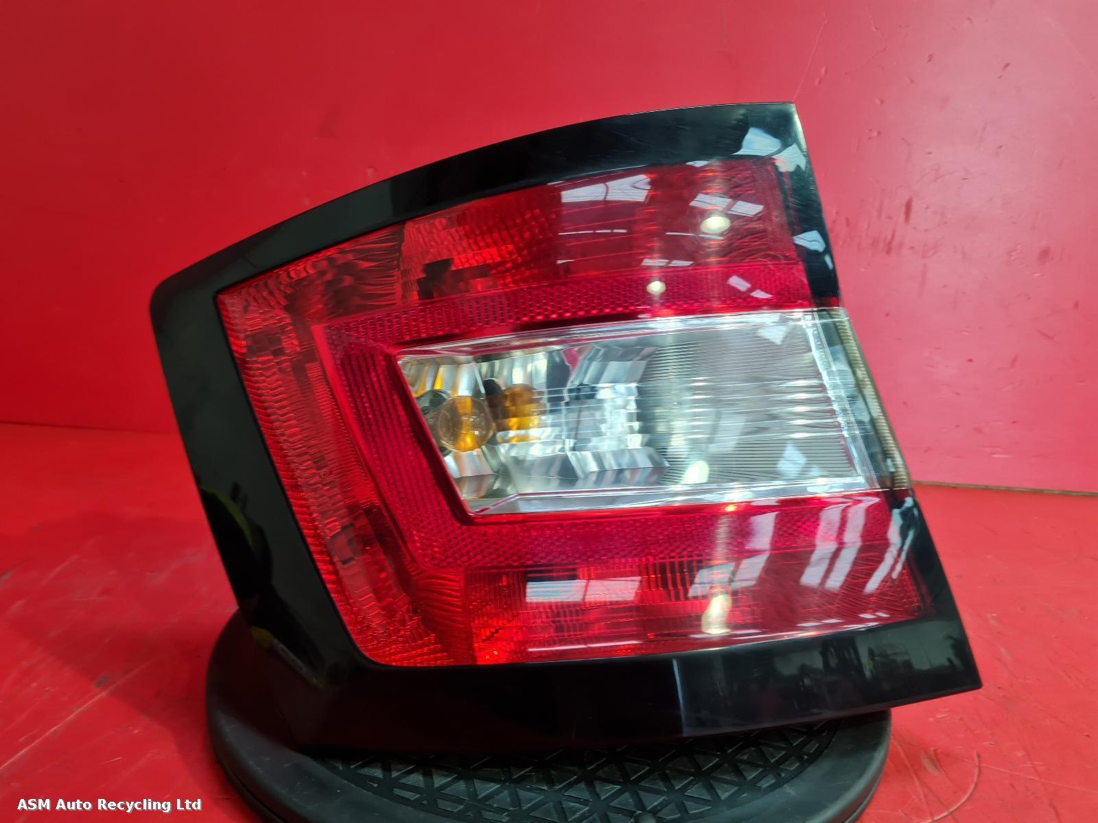 View Auto part L Taillight Skoda Fabia 2016