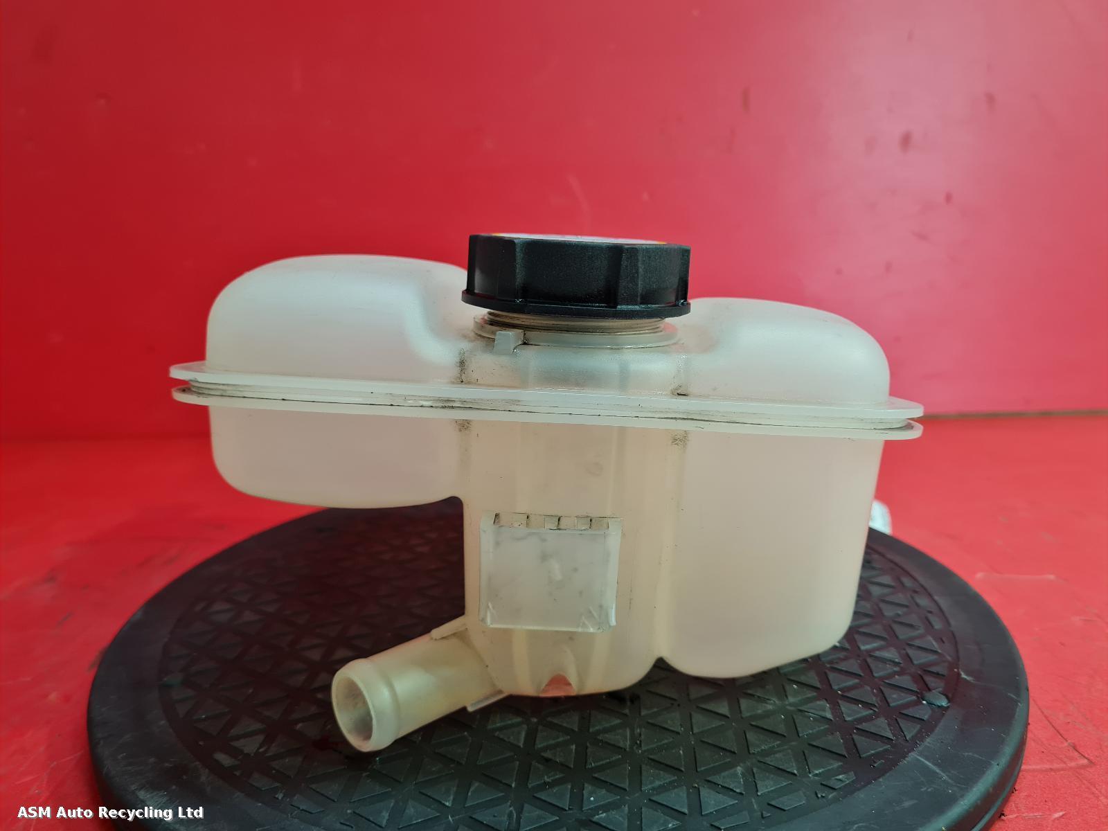 View Auto part Overflow Bottle Ford Focus C Max 2011