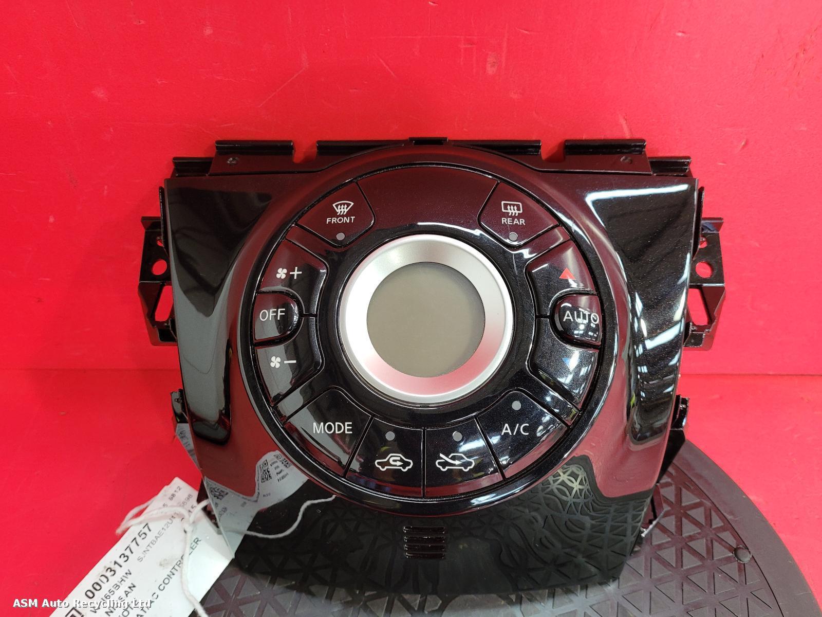 View Auto part Heater/AC Controller Nissan Note 2015