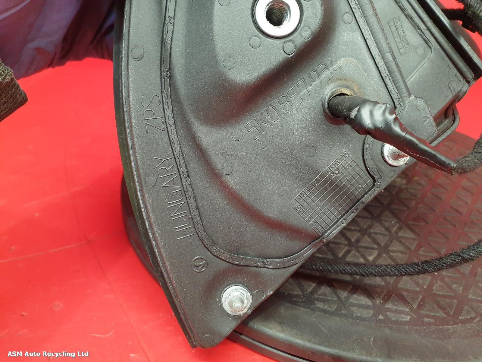 View Auto part R Door Mirror Volkswagen Golf 2010