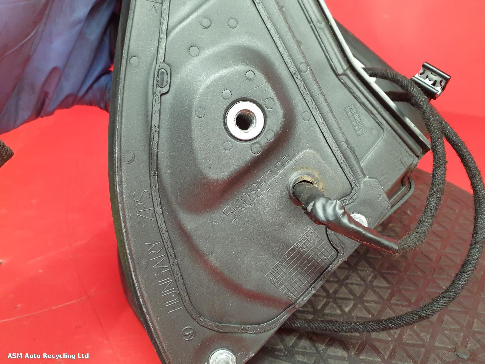 View Auto part R Door Mirror Volkswagen Golf 2010
