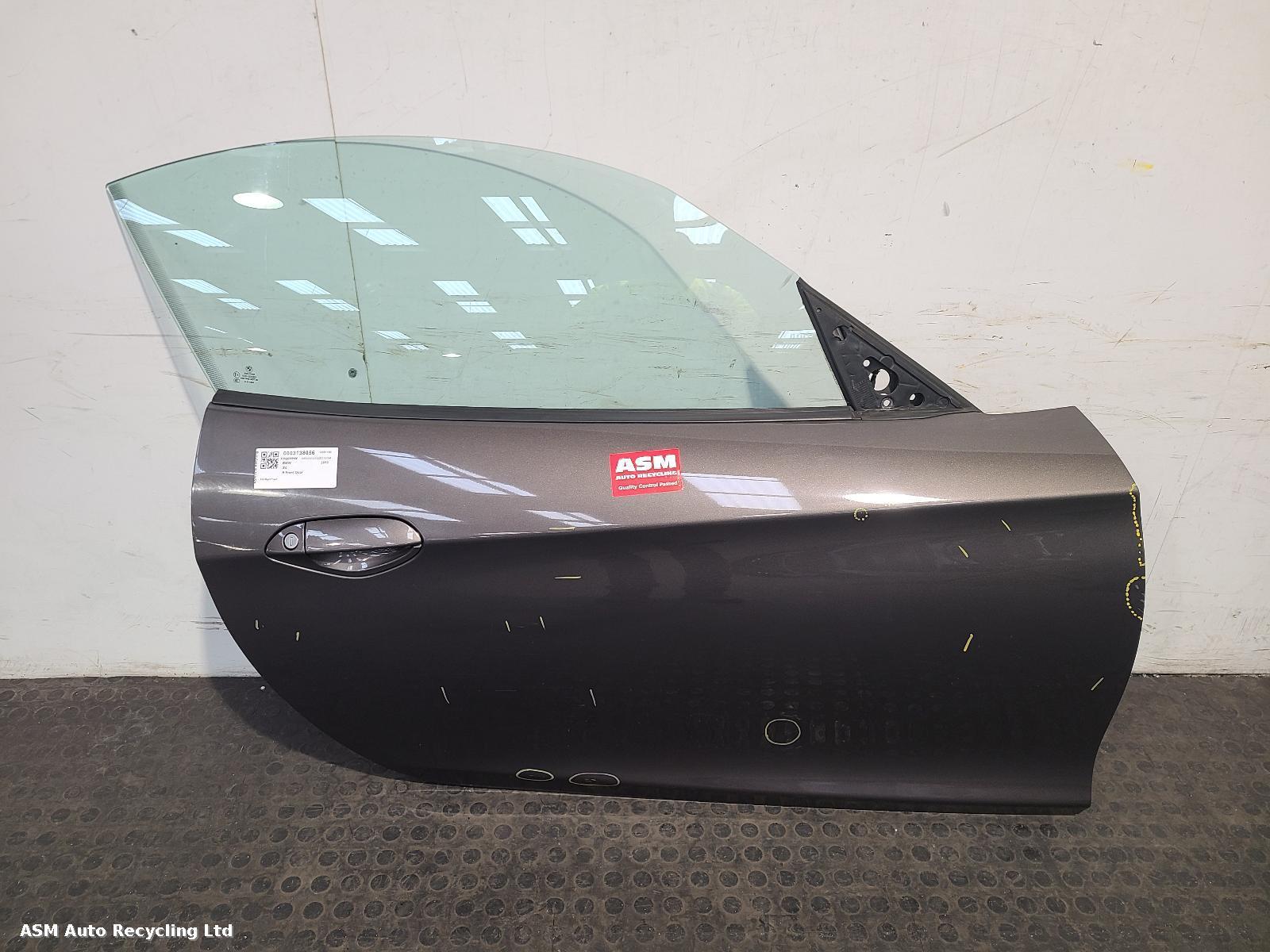 View Auto part R Front Door Bmw Z4 2010