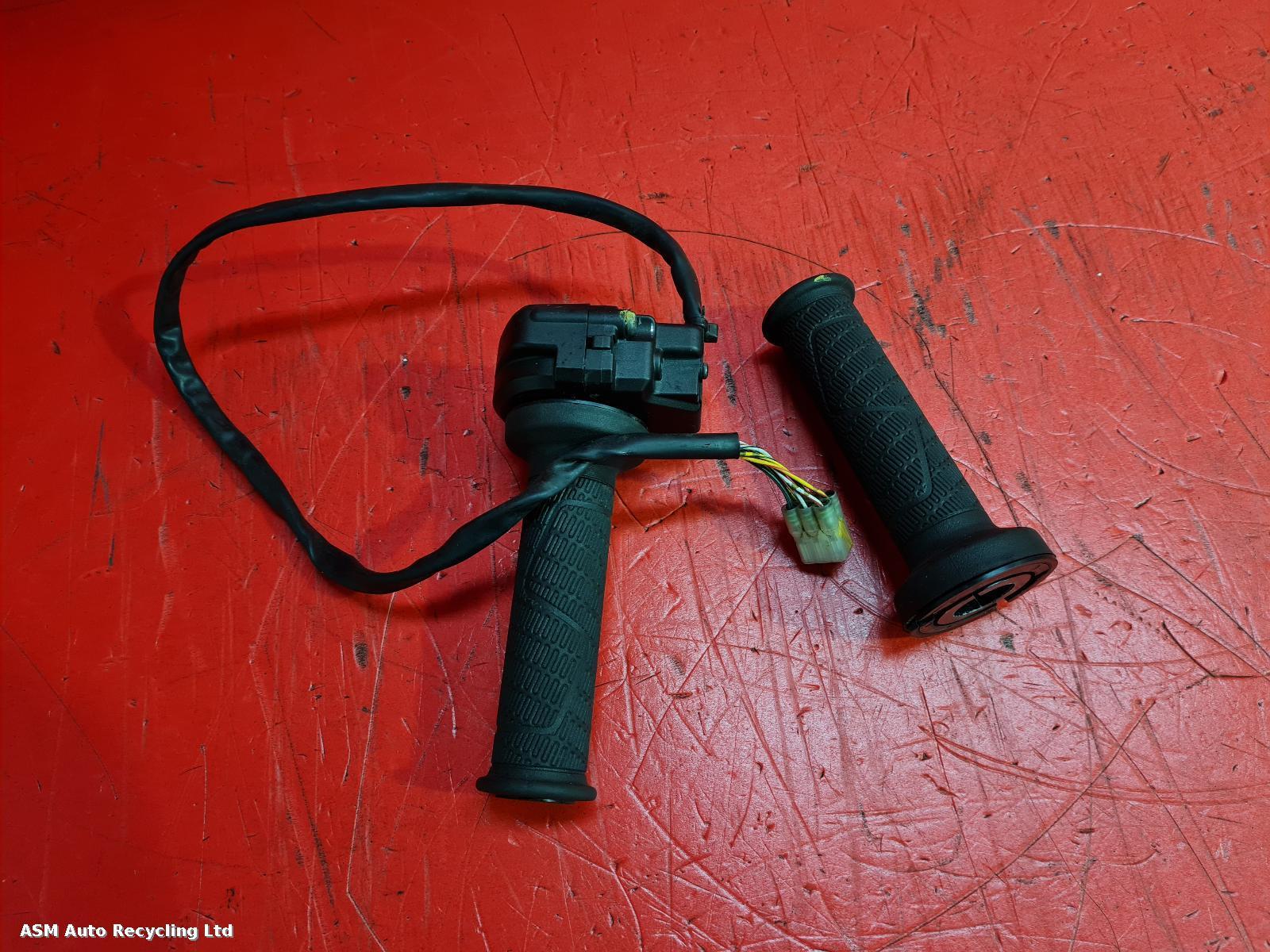 View Auto part Handlebar Grip Ktm 1290 Super Adventure 2023