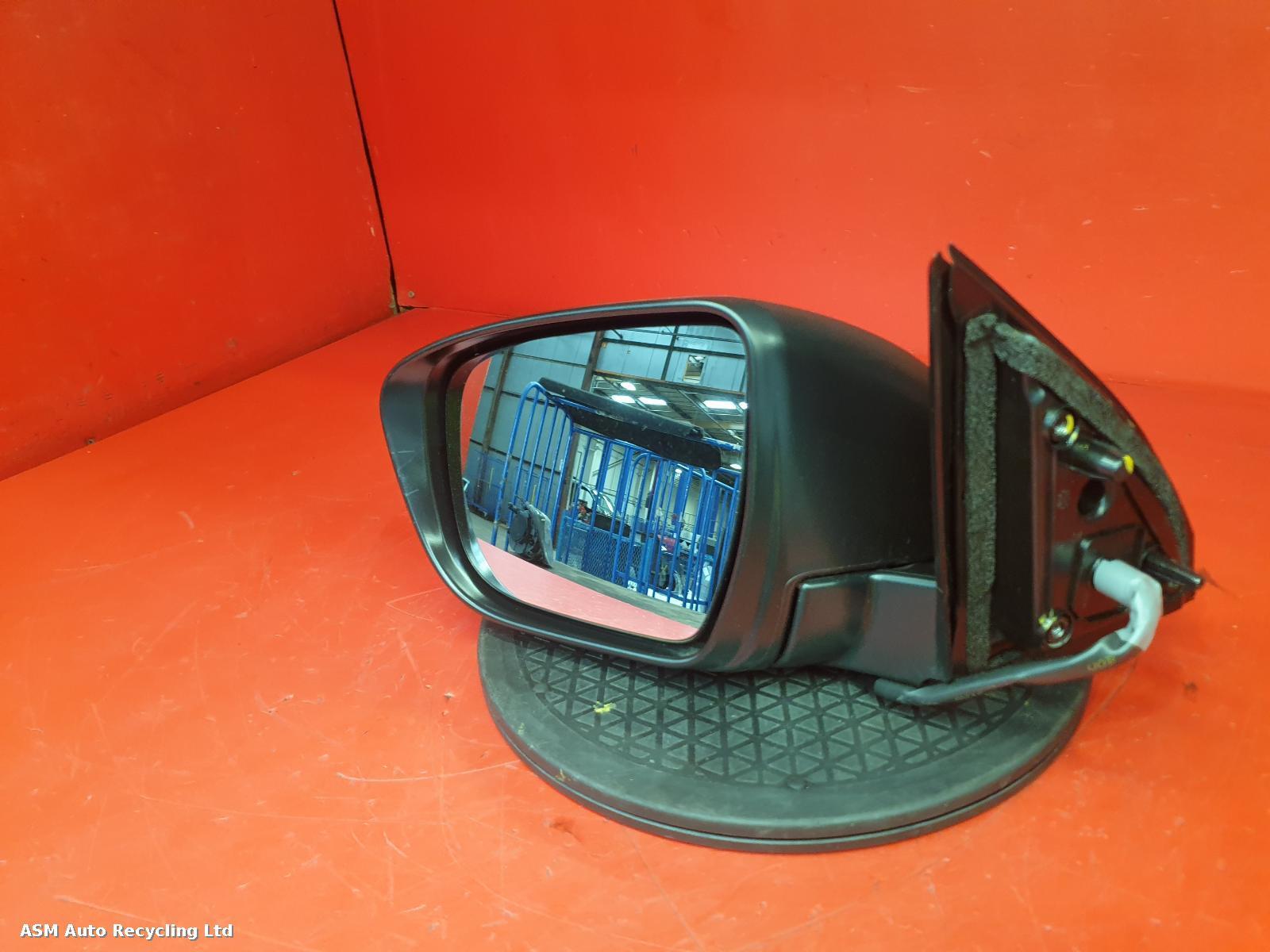 View Auto part L Door Mirror Nissan Qashqai 2021