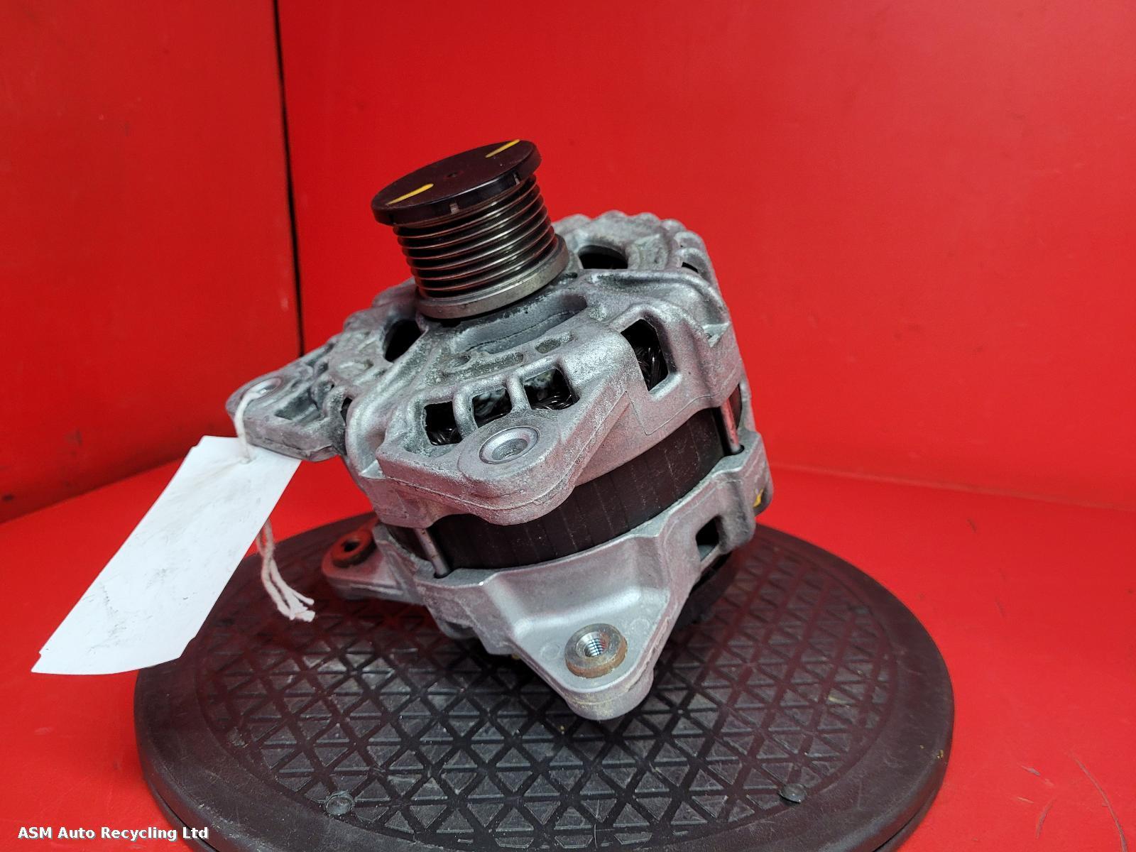 View Auto part Alternator Nissan Qashqai 2021