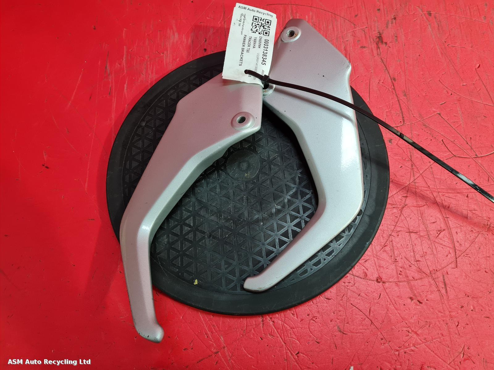 View Auto part Grab Handle Yamaha Tracer 700 2018