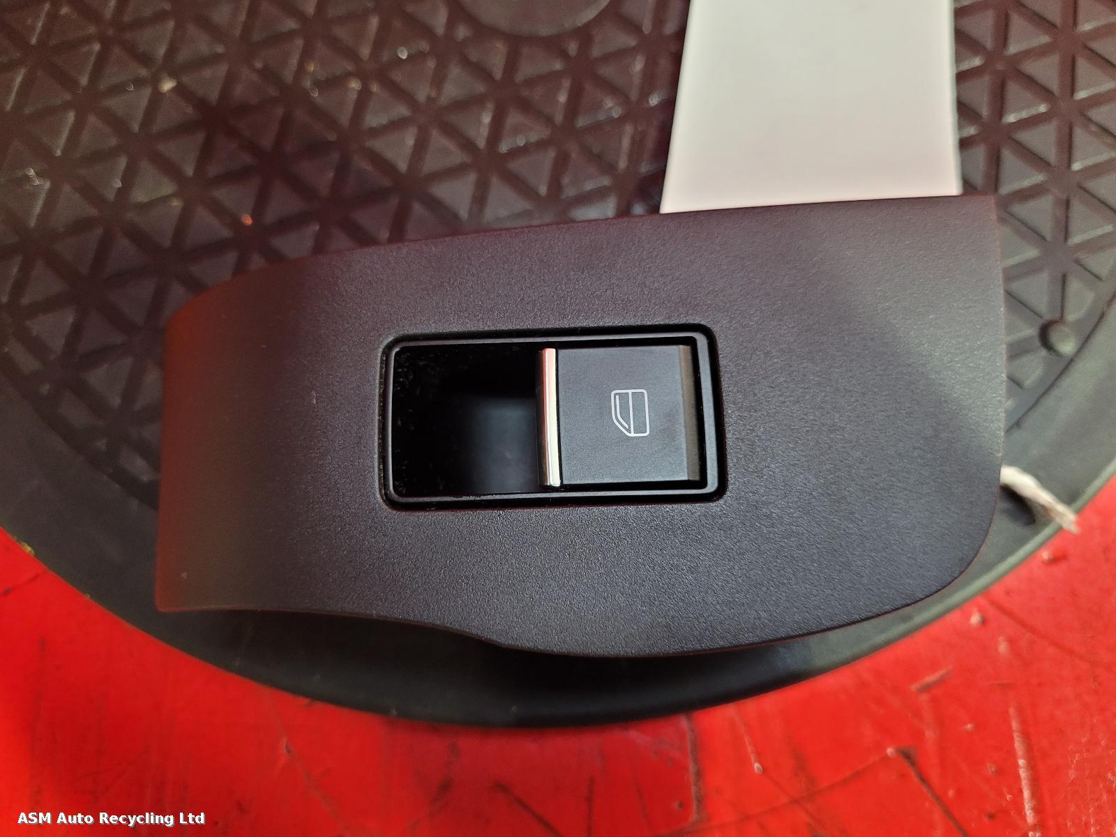 View Auto part Elect. Window Switch Mazda Cx-30 2021