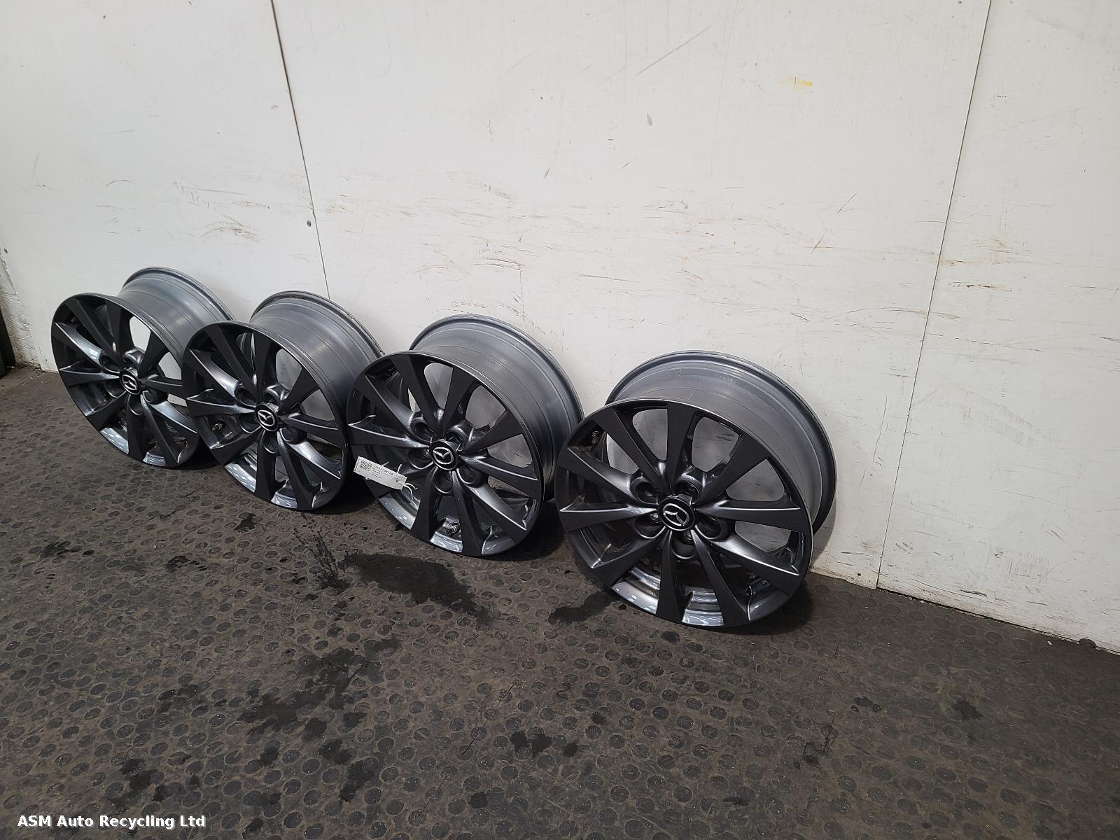 View Auto part Wheel Set Mazda Cx-30 2021